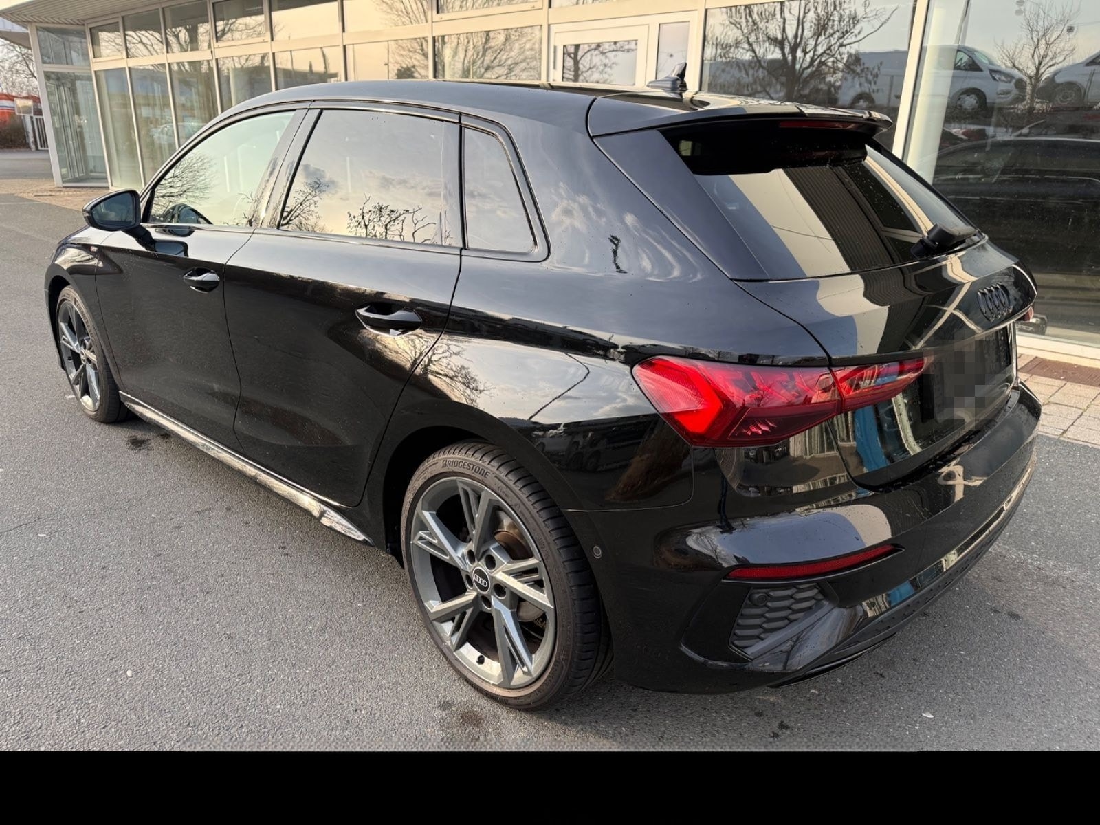Audi A3 Sportback 35 TDI S line Black Edition Virtual foto 6