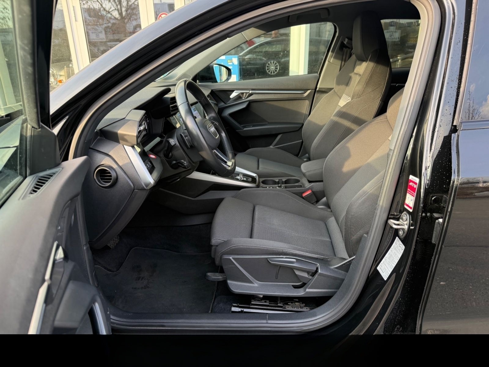 Audi A3 Sportback 35 TDI S line Black Edition Virtual foto 9