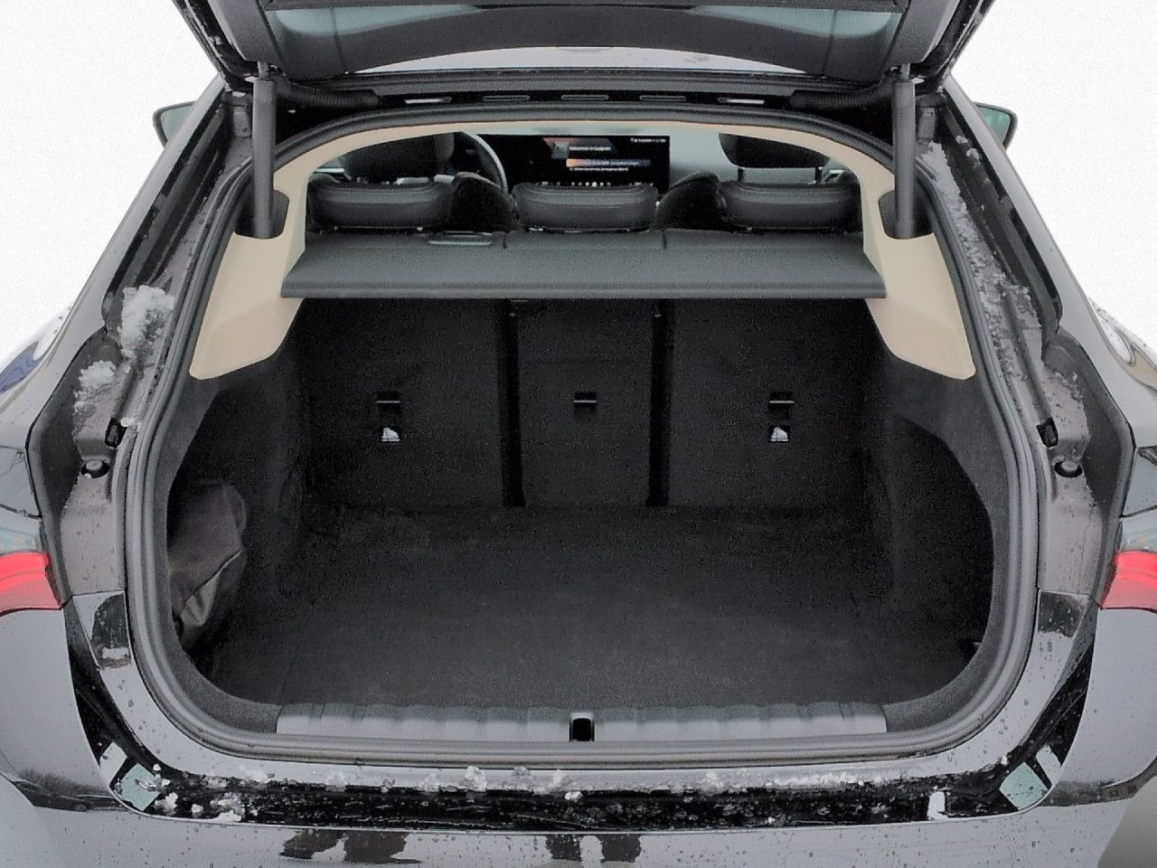 BMW i4 eD 35 Gran Coupe LiveCock+ Glasdach Sitzh Kam foto 17