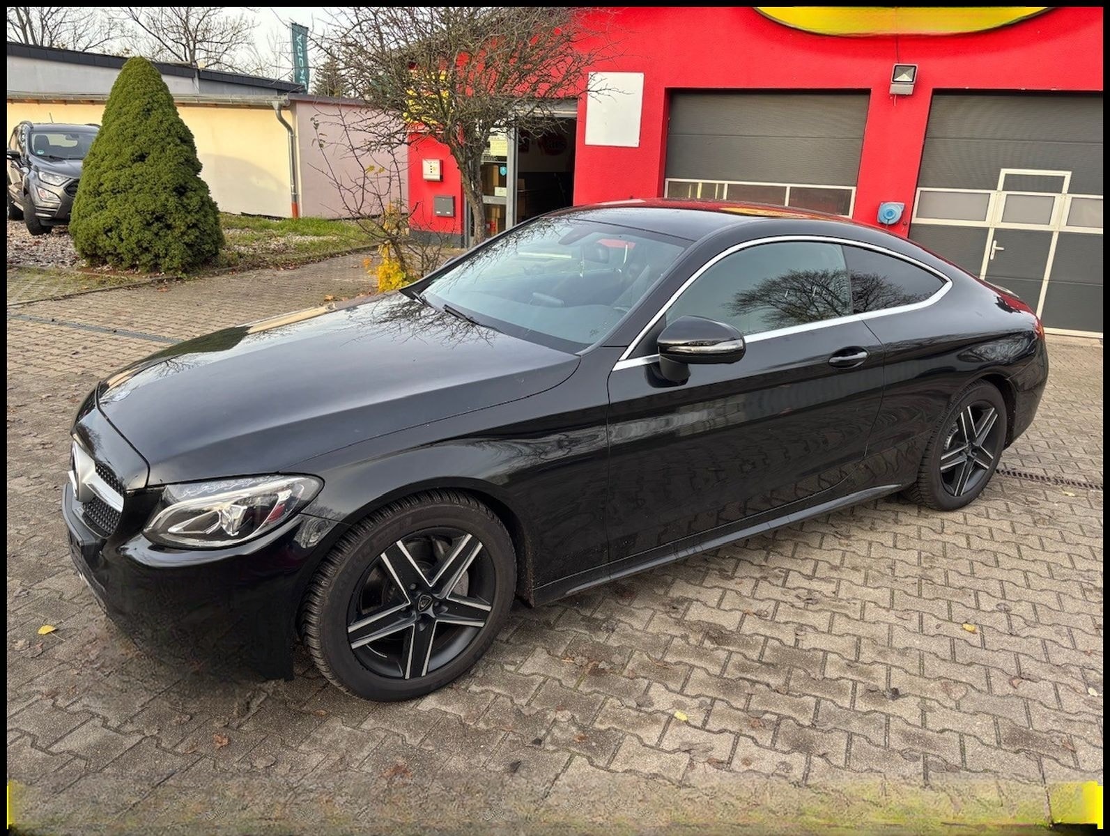 Mercedes-Benz C 180 Coupe SHZ*NAVI*Burmester*AMG foto 2