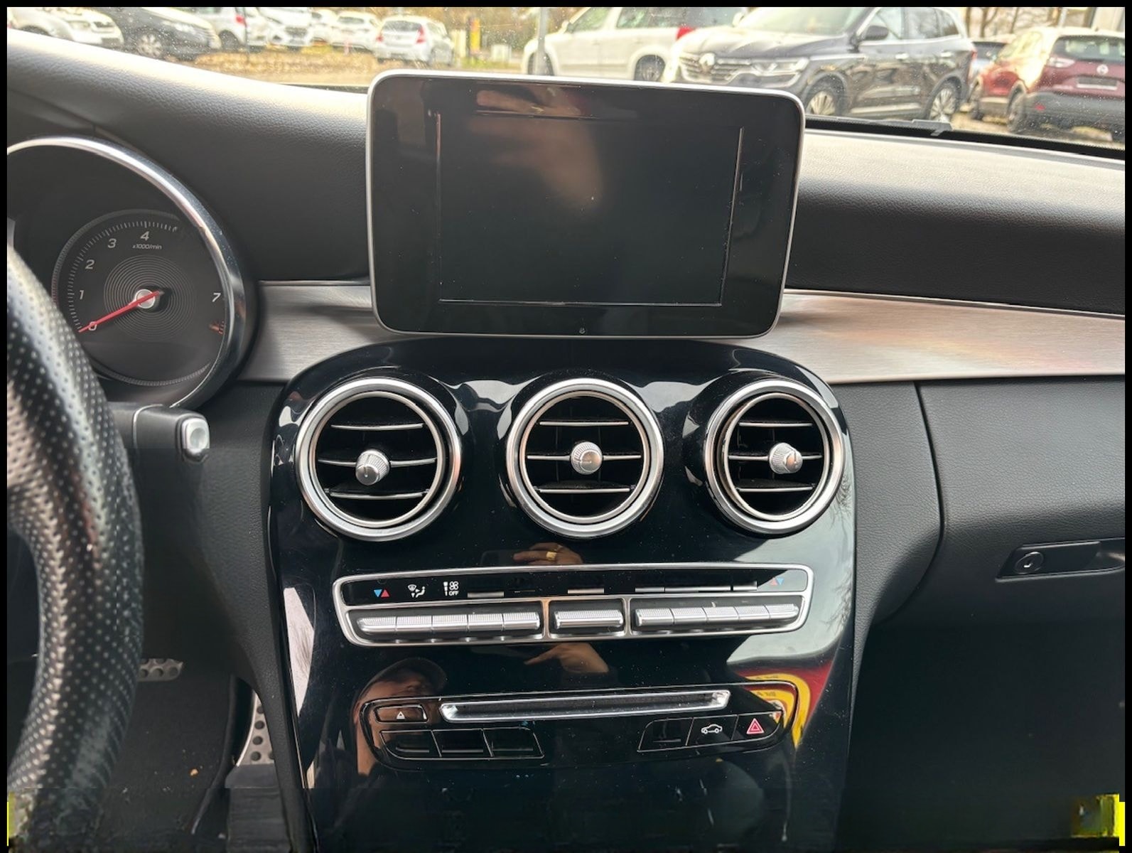 Mercedes-Benz C 180 Coupe SHZ*NAVI*Burmester*AMG foto 16