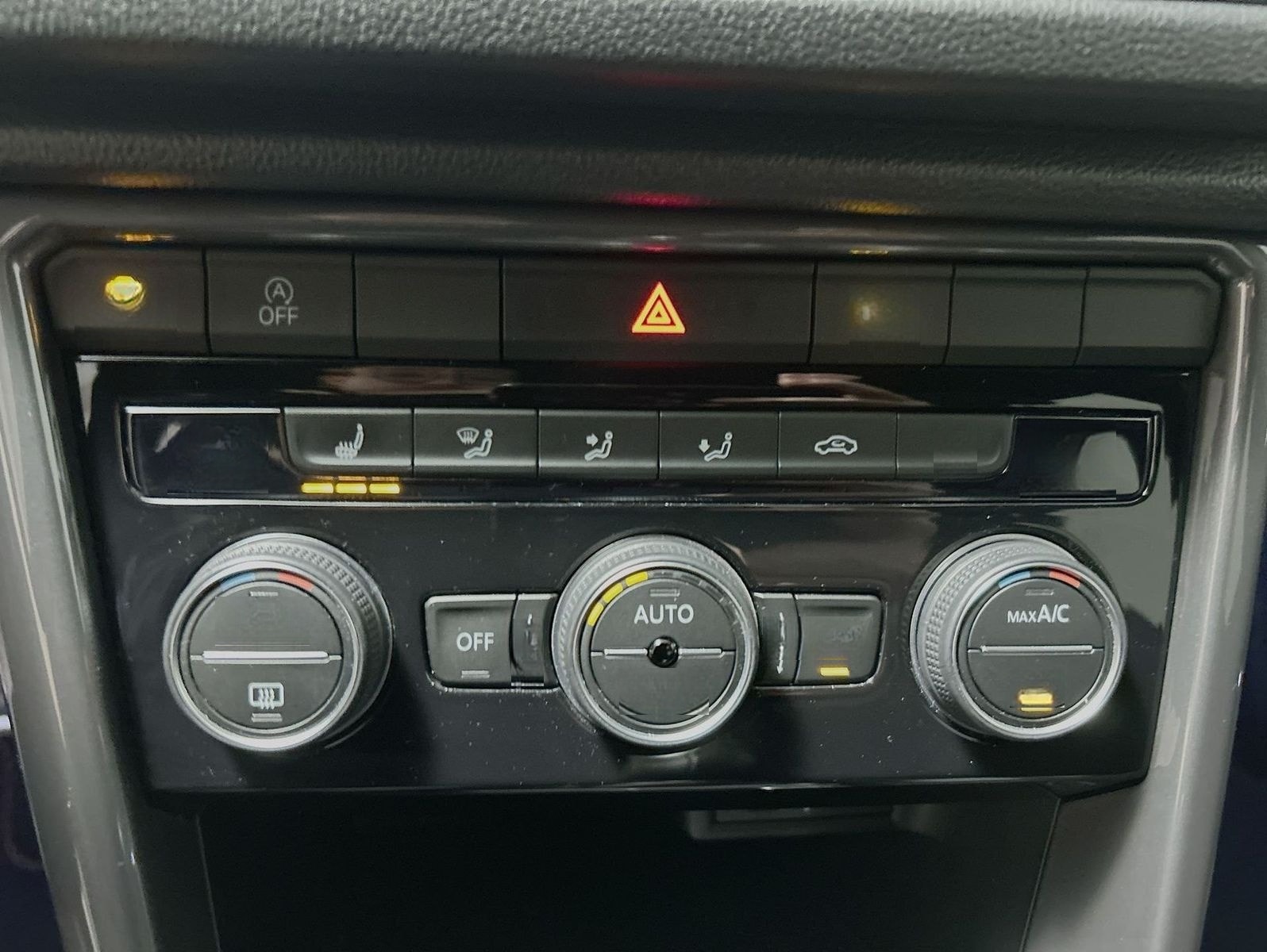 Volkswagen T-Roc 1.5 TSI Sport foto 15