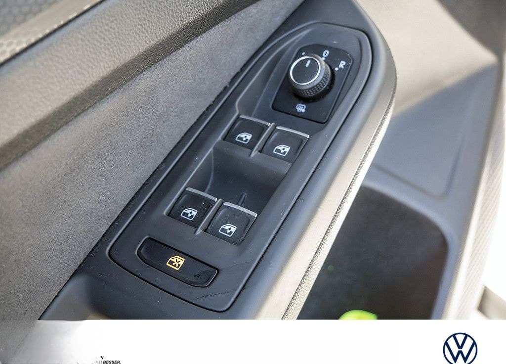 Volkswagen Golf VIII GTI 2.0 TSI DSG CLUBSPORT LED NAVI foto 19