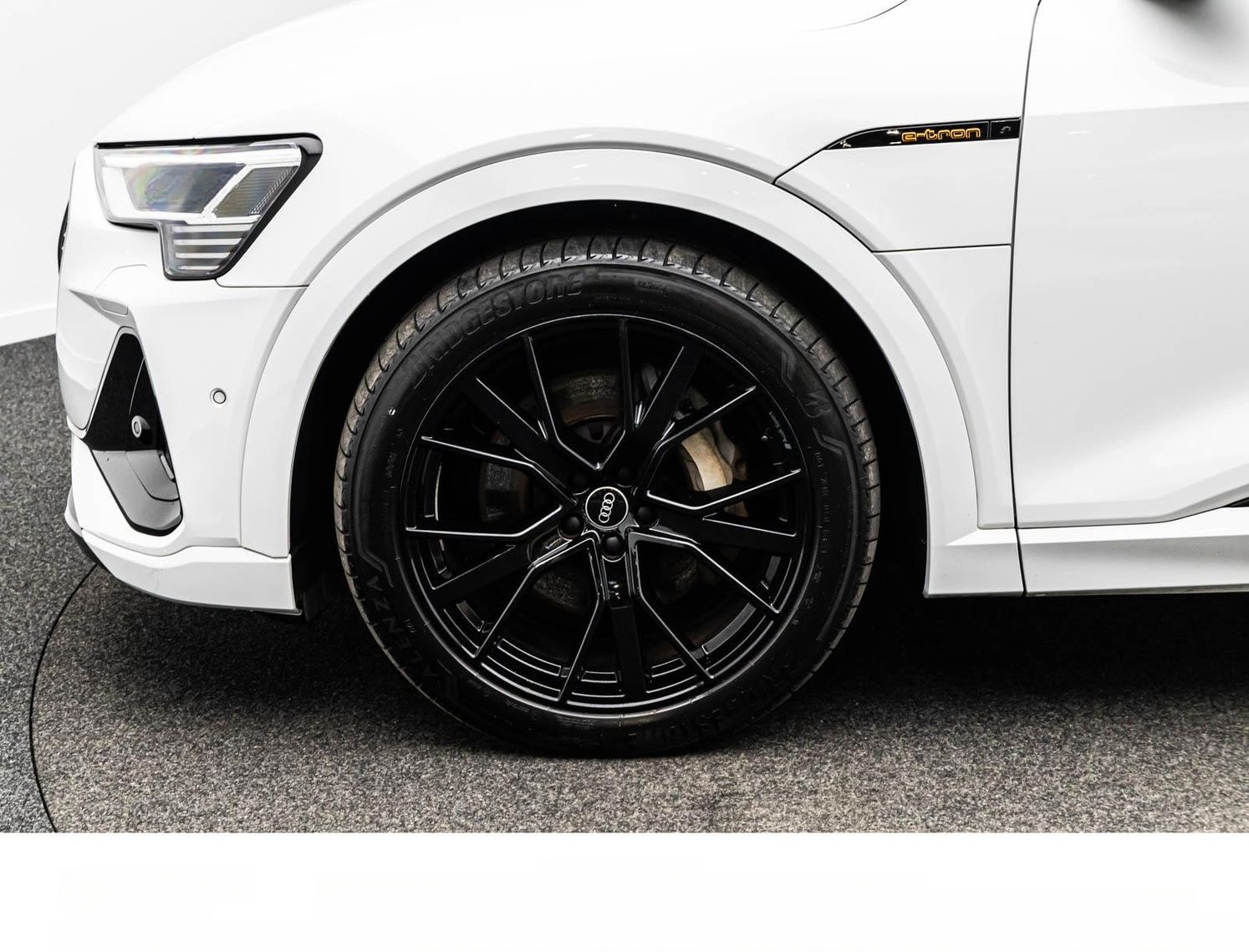 Audi E-TRON 55 2x S LINE BLACK 21Z./ACC/DAB/SIDE/360° foto 13