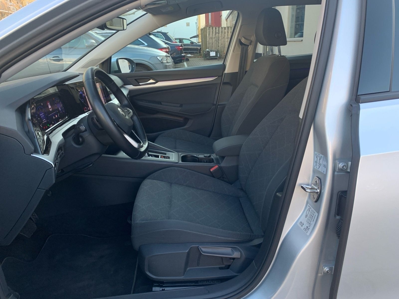 Volkswagen Golf Variant Life 2.0 TDI DSG 3,99% AHK NAV APP foto 16