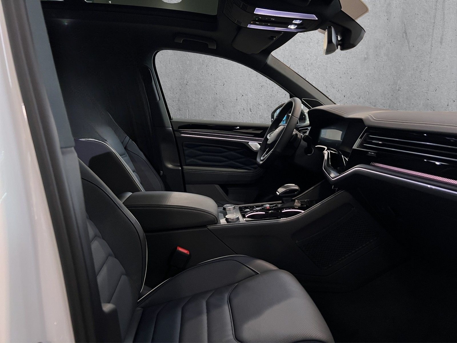 Volkswagen Touareg V6 3.0 TDI 210 kW 4Motion R-Line foto 16