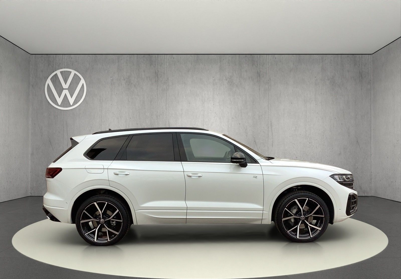 Volkswagen Touareg V6 3.0 TDI 210 kW 4Motion R-Line foto 4