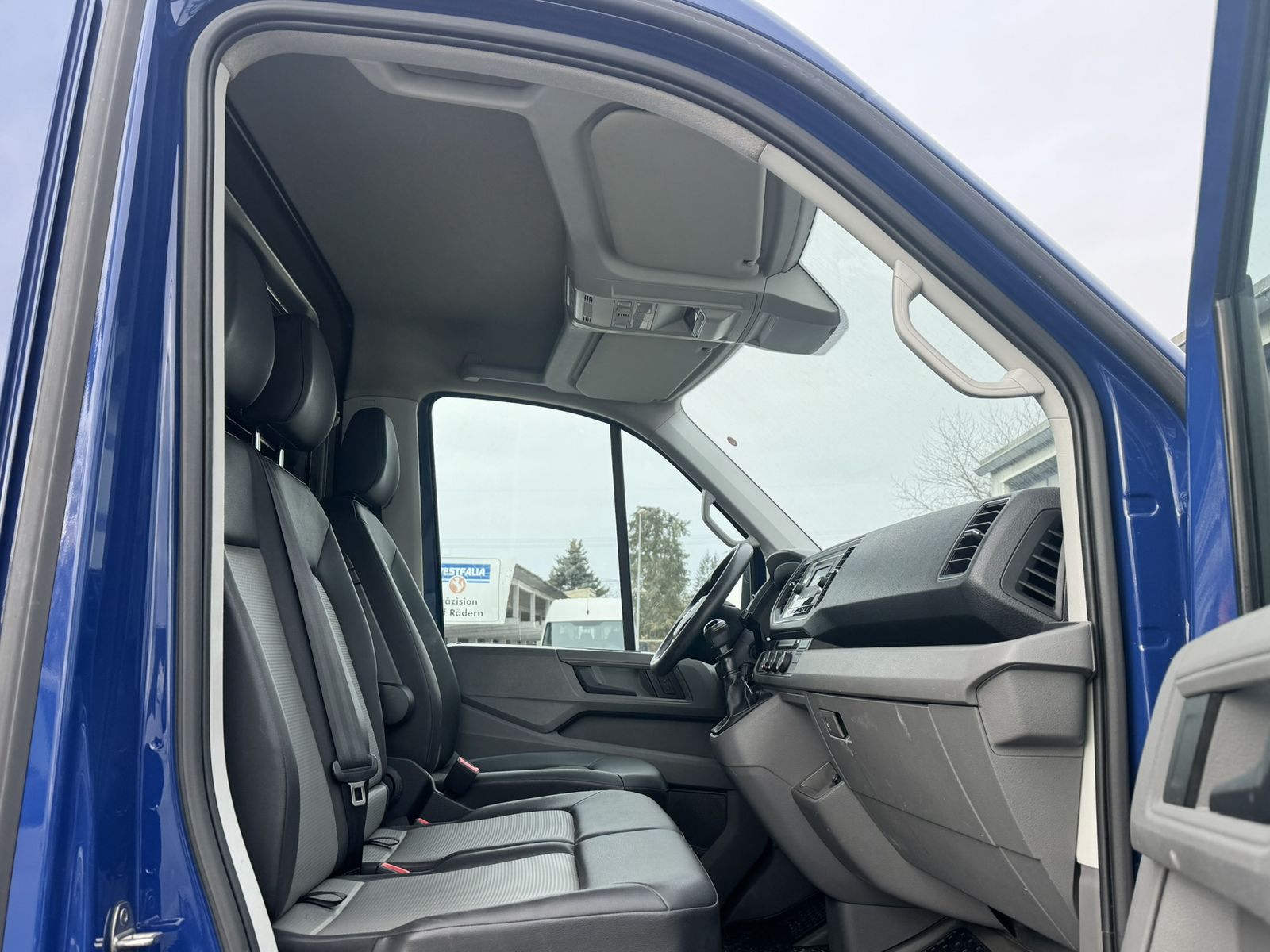 Volkswagen Crafter Kasten 35 MR L2H1 Klima*Standheizung*PDC foto 5