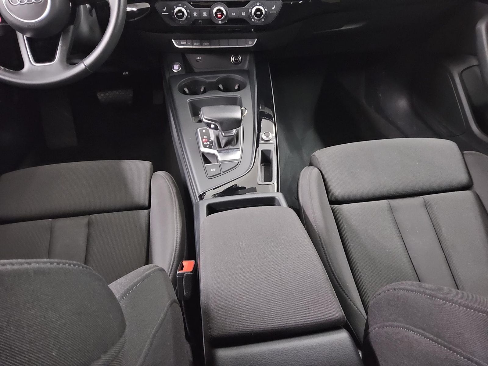 Audi A4 40 TFSI advanced LED Sportsitze Sound Shz PDC foto 6