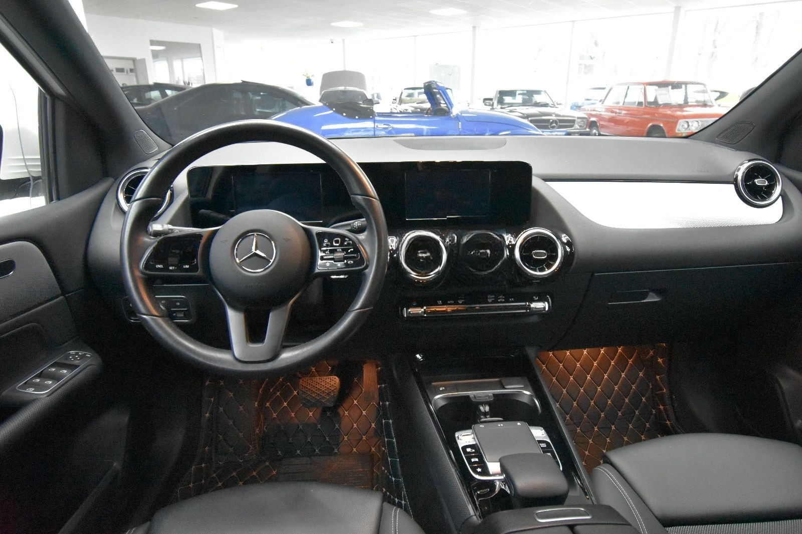 Mercedes-Benz B 200 NAVI SHZ RFK LED TEMP 72t km foto 17