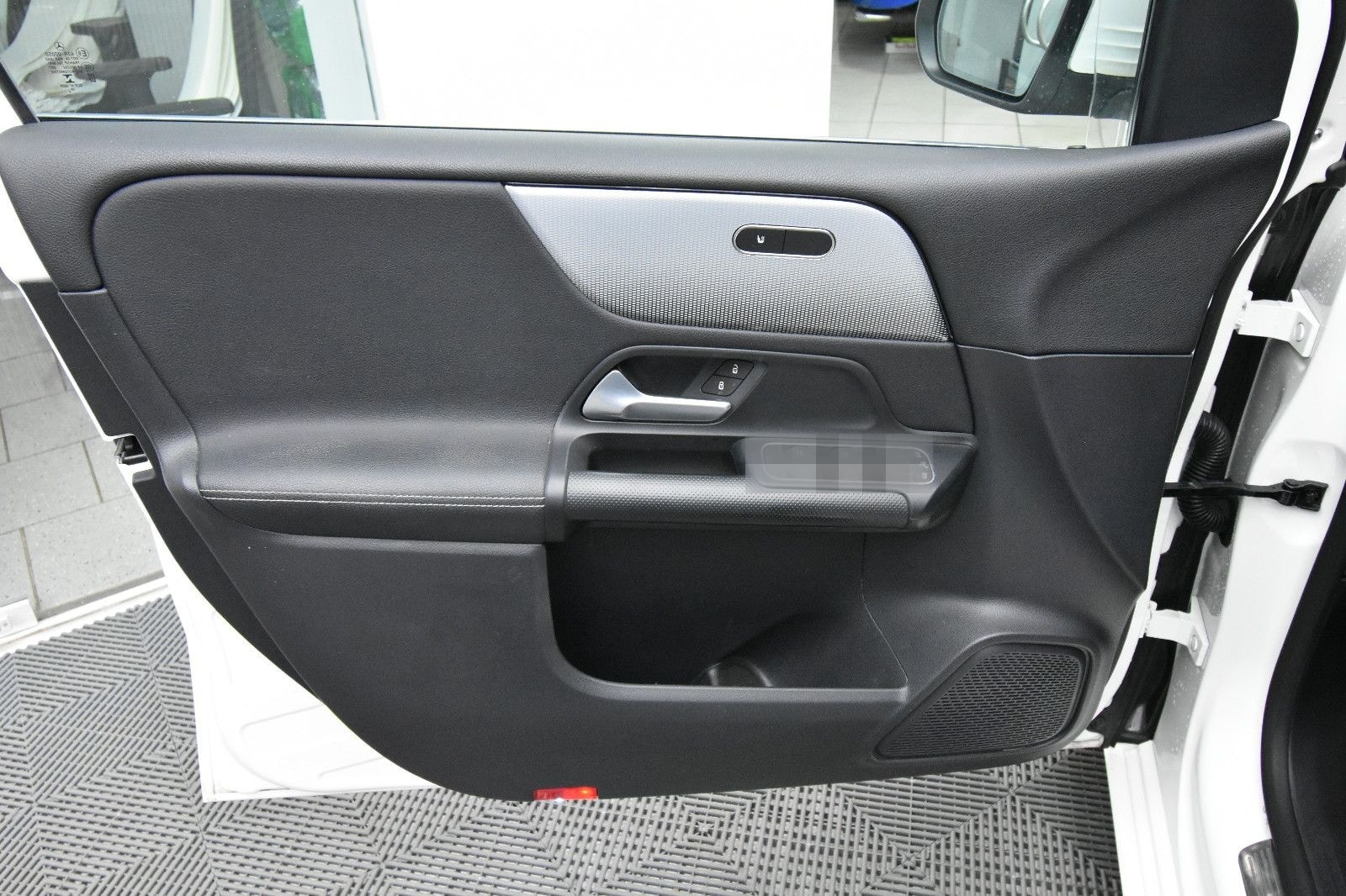 Mercedes-Benz B 200 NAVI SHZ RFK LED TEMP 72t km foto 20