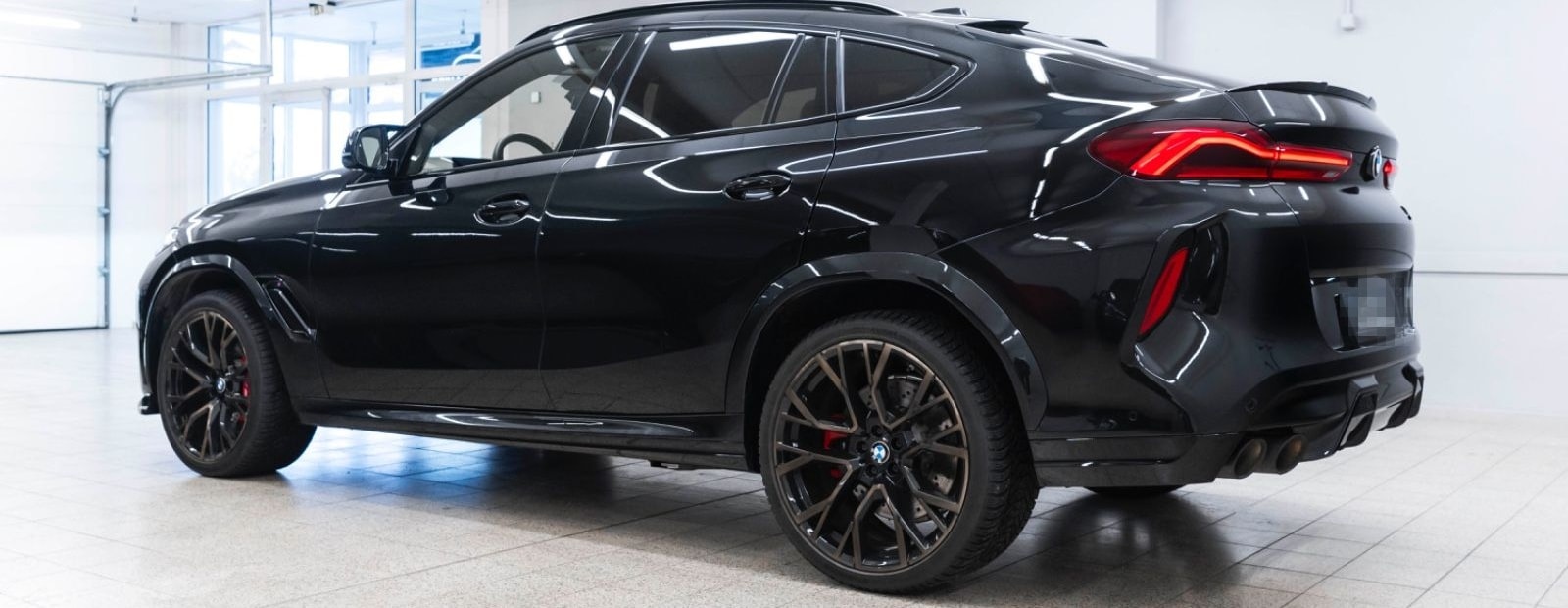 BMW X6 M Competition B&W SKY LOUNGE 360° M+S foto 11