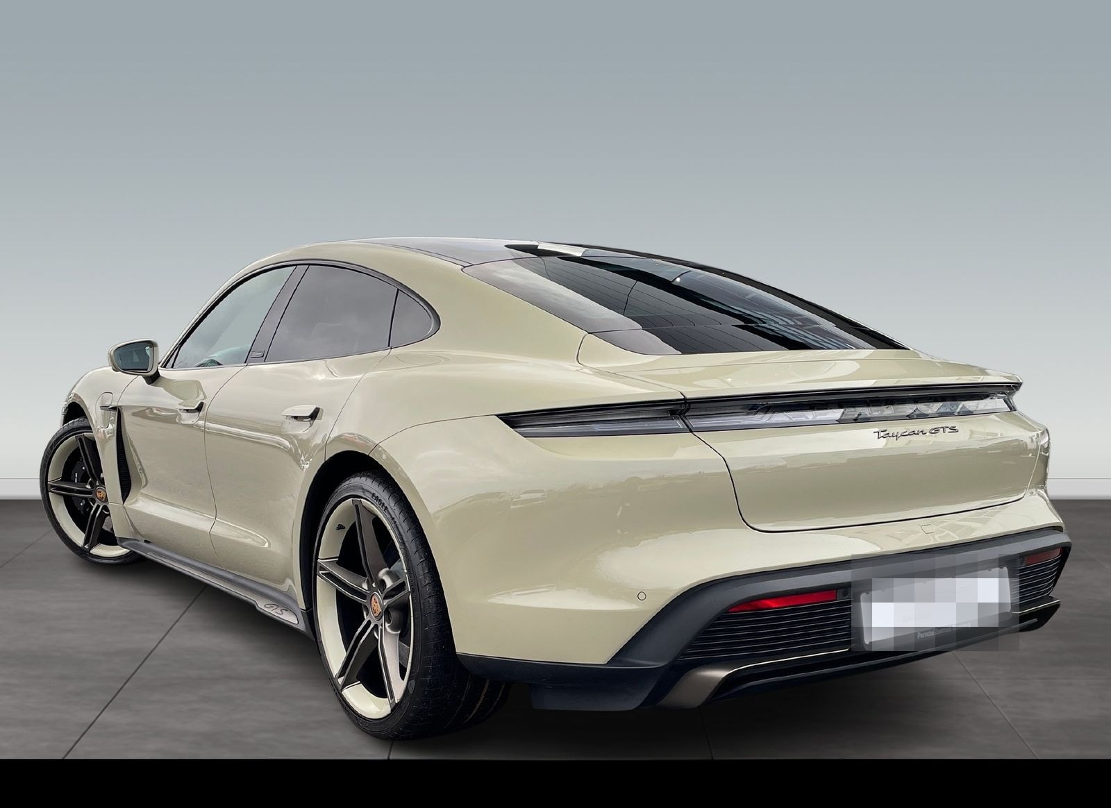 Porsche Taycan GTS foto 3