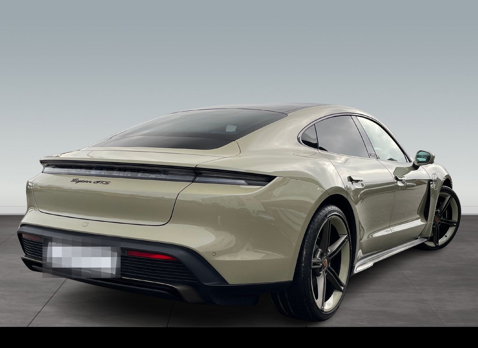 Porsche Taycan GTS foto 4