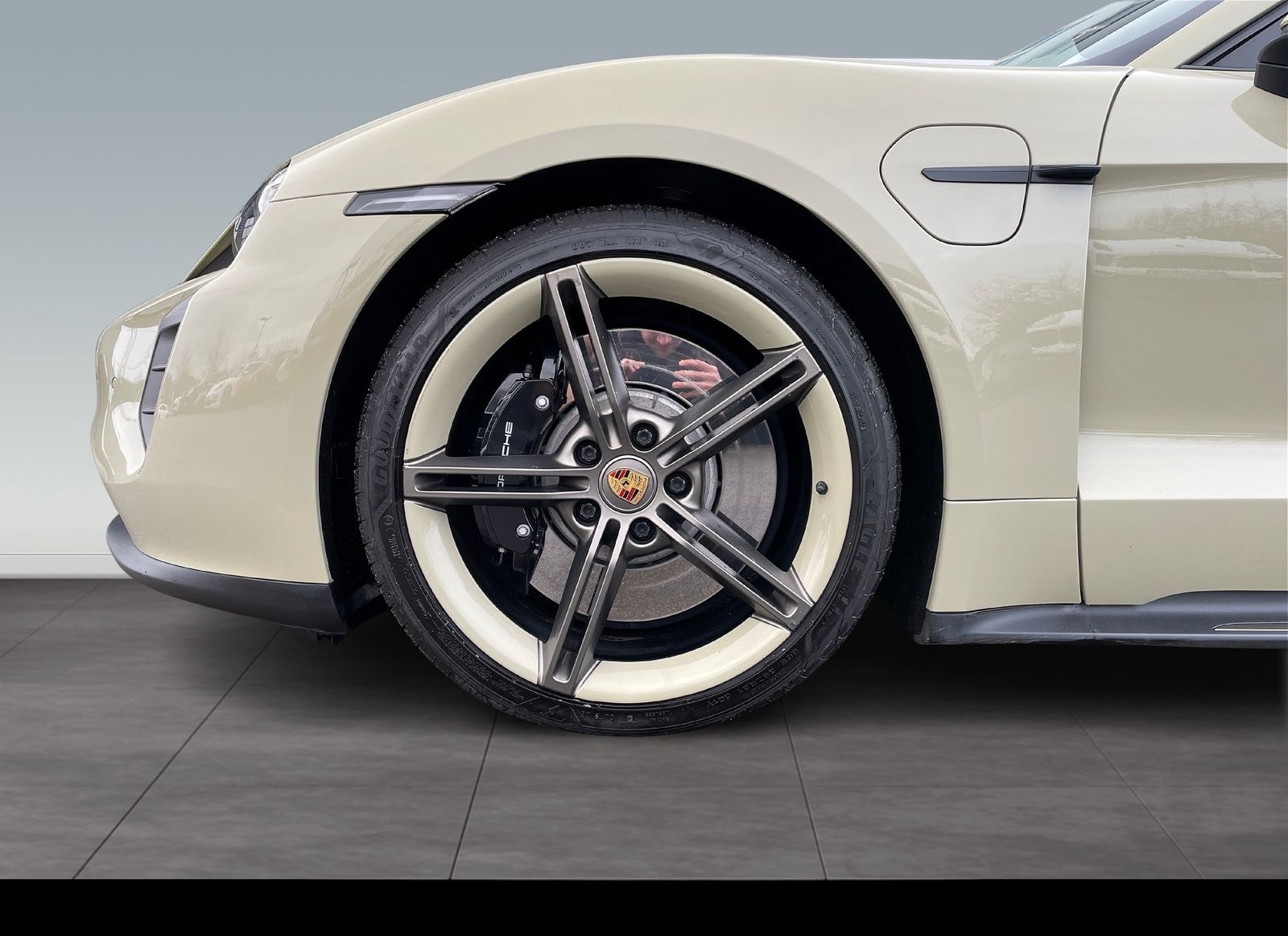 Porsche Taycan GTS foto 9