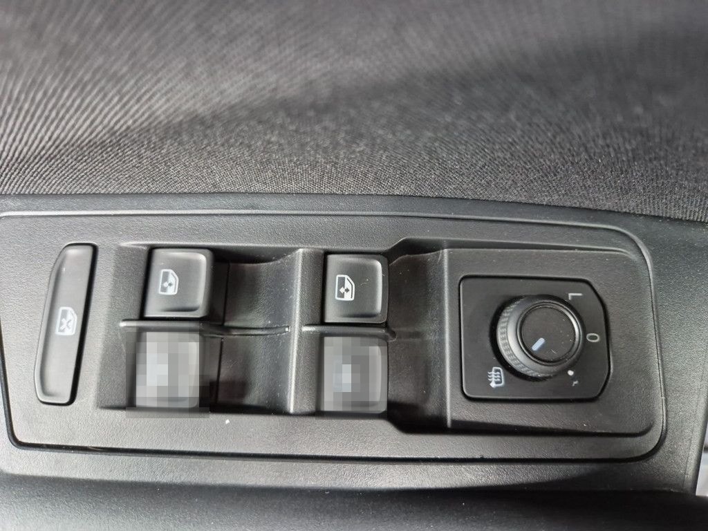 Volkswagen T-Roc 1.0 TSI Life *LED*DAB*SHZ*PDC*NAVI* foto 15