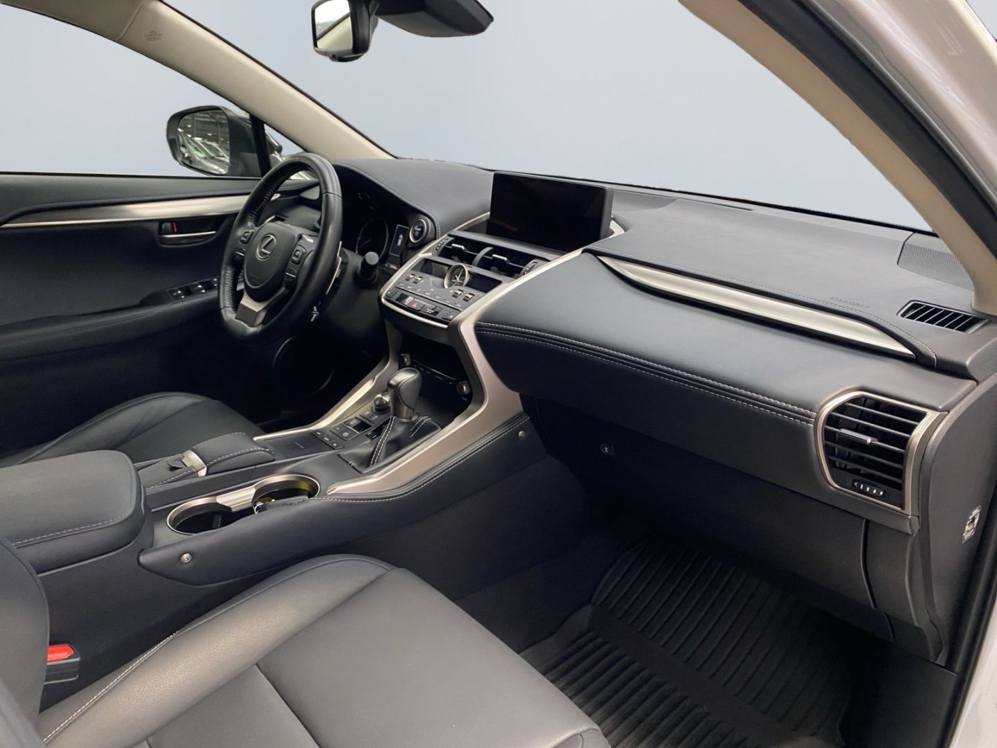 Lexus NX 300h Style Edition *Bi-LED*CAM*SHZ*PDC*CarPla foto 21