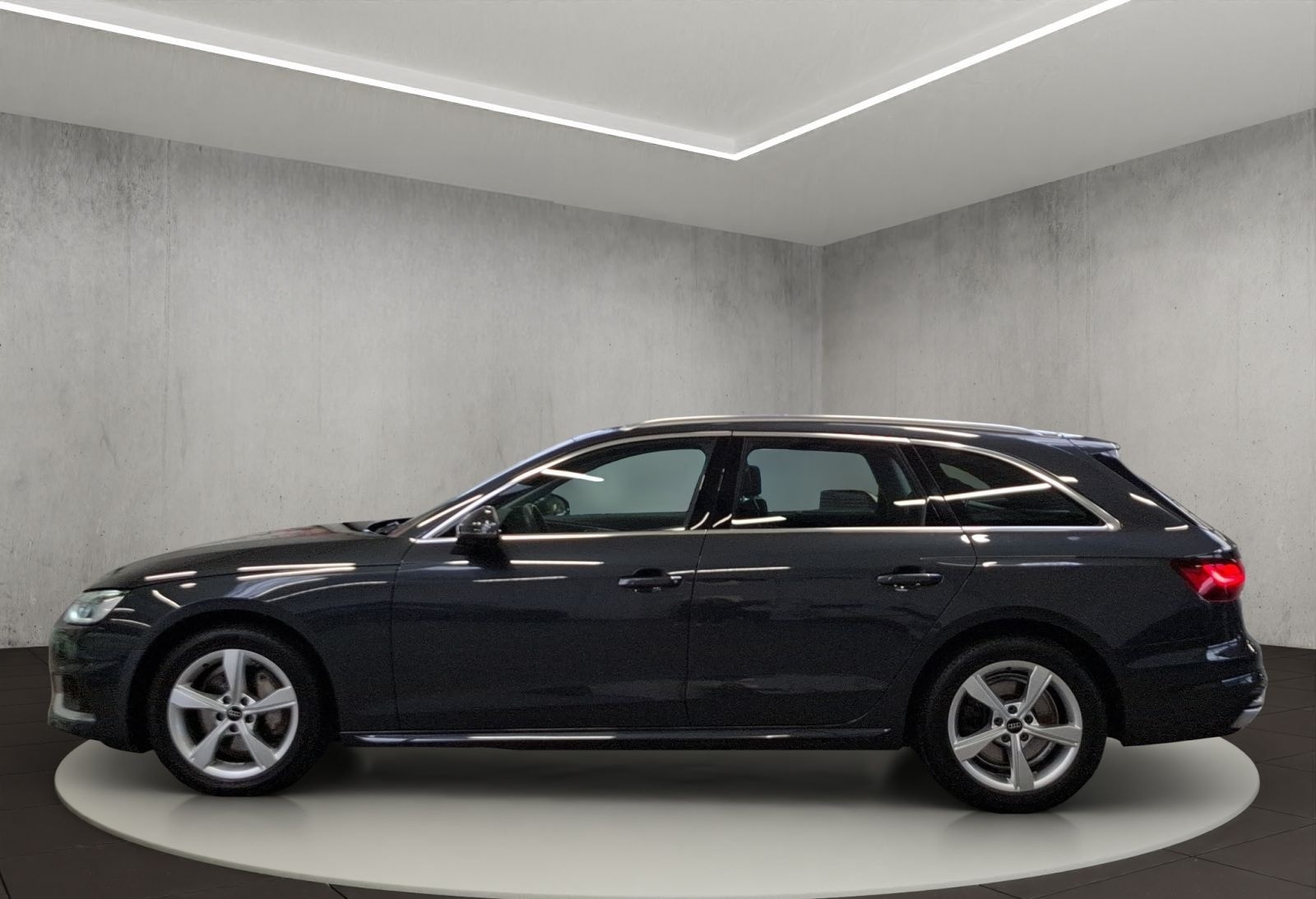 Audi A4 Avant Advanced 40 TDI 150(204) kW(PS) S troni foto 3