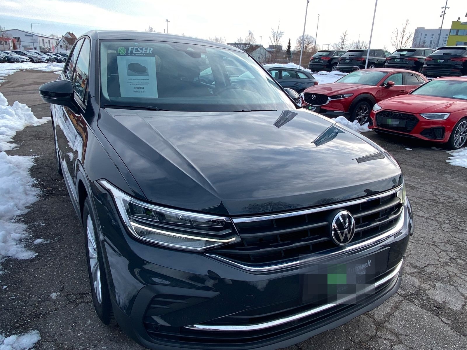 Volkswagen Tiguan 1.5 TSI AHK NAVI PDC LED SHZ KLIMA 17" foto 2