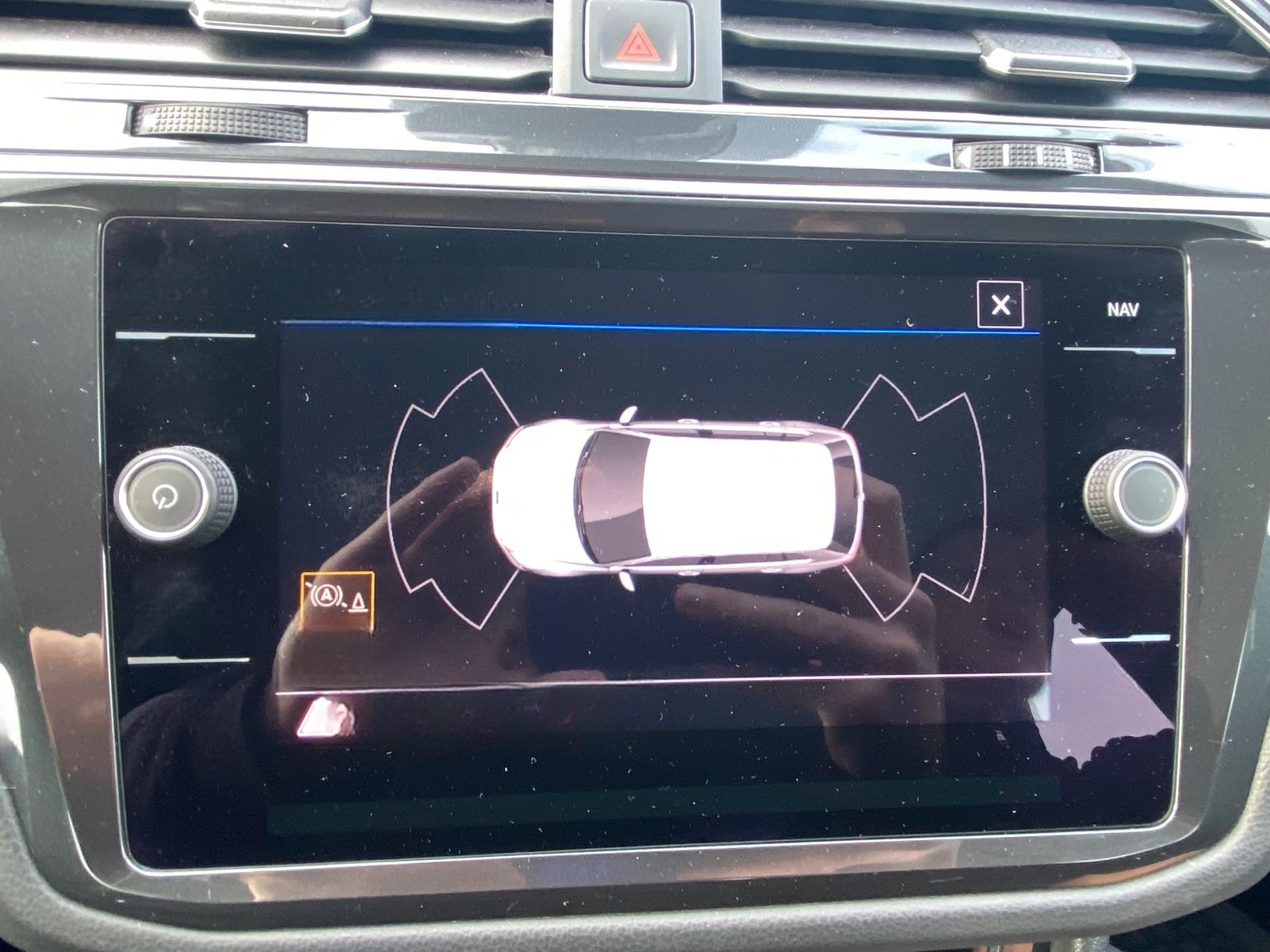 Volkswagen Tiguan 1.5 TSI AHK NAVI PDC LED SHZ KLIMA 17" foto 20