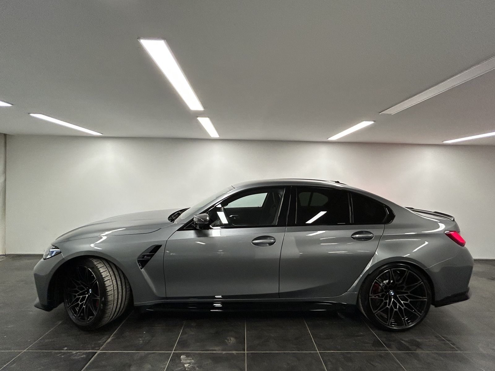 BMW M3 Competition M xDrive Limousine M Carbon Schal foto 2