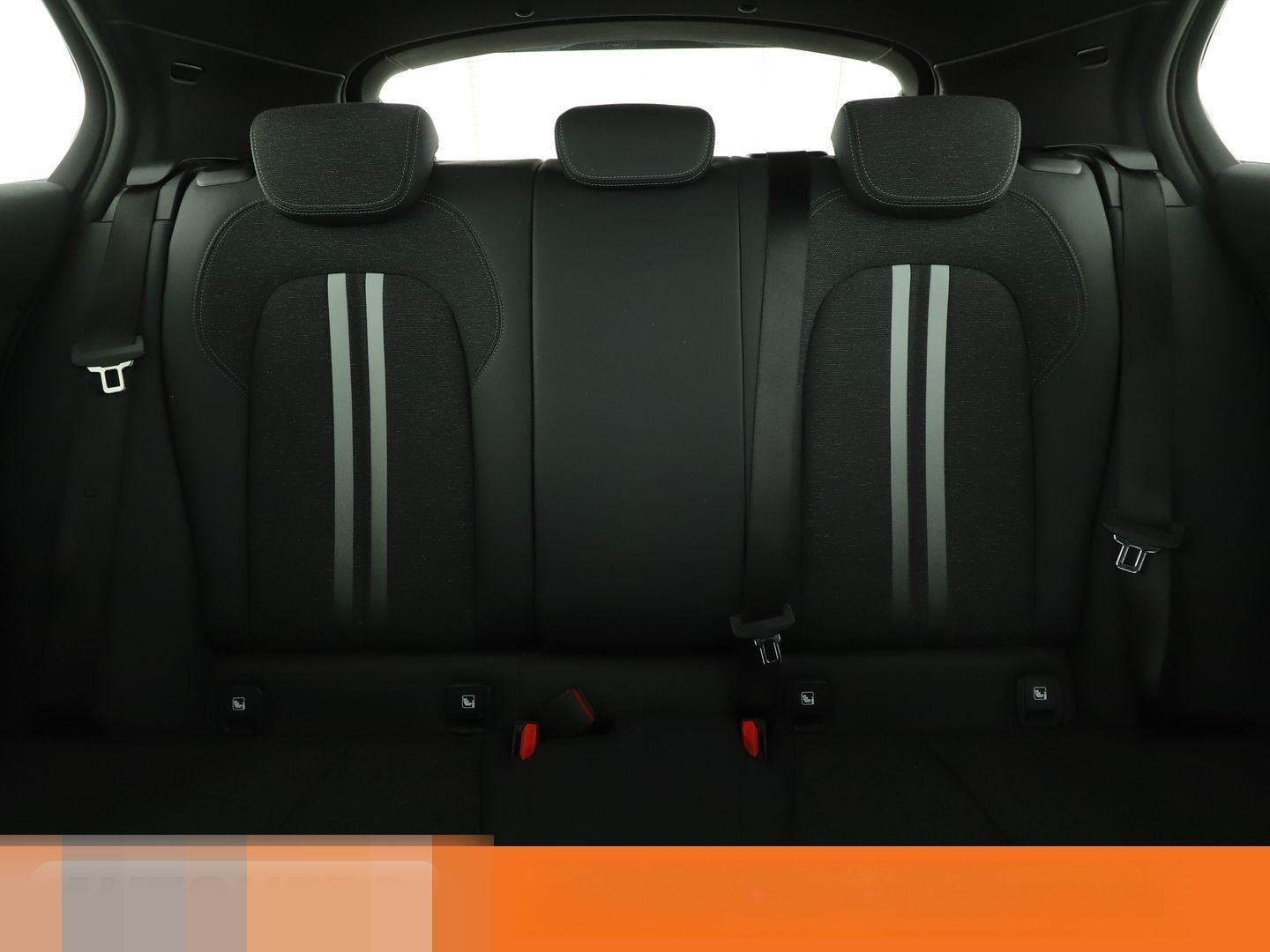 BMW 118i Sport Line Aut.*NAVI*LED*TEMPO*PDC*SHZ* foto 16