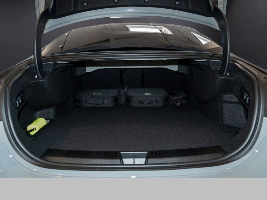 Mercedes-Benz E 300 e Limousine AMG Pano MBUX digital AHK foto 15