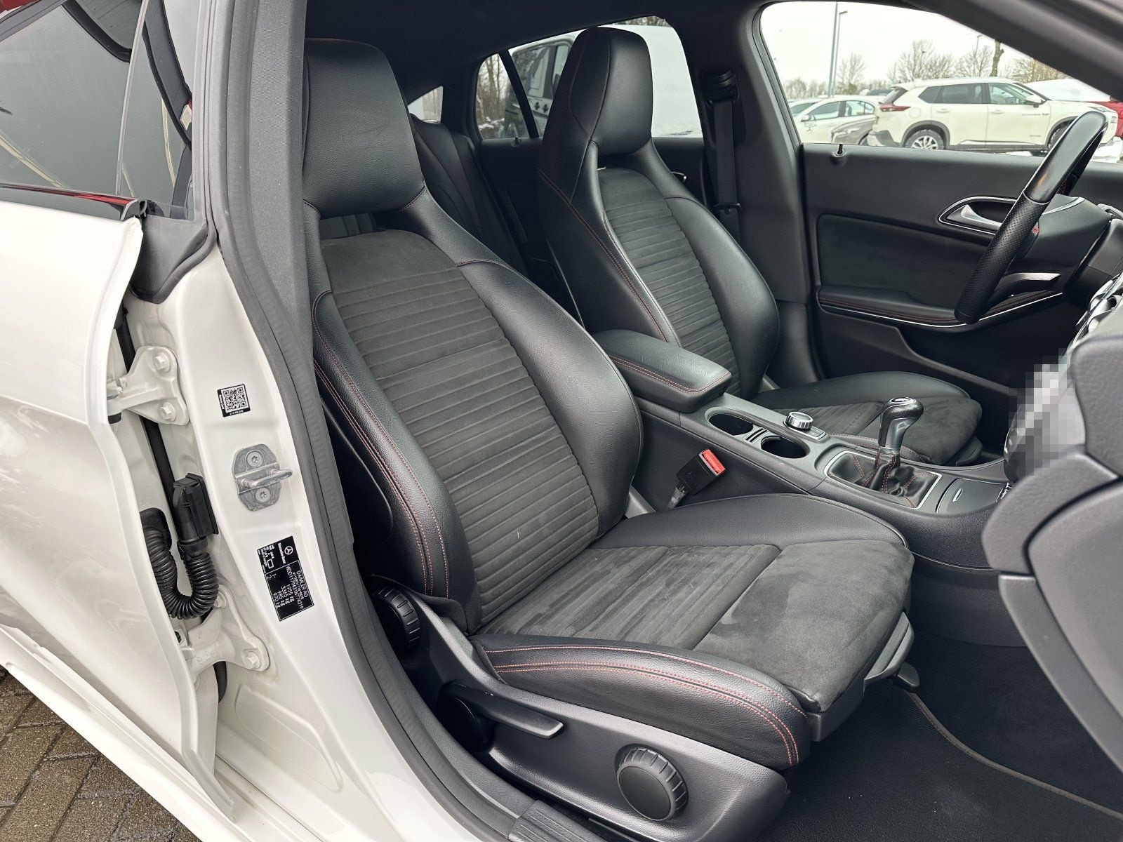 Mercedes-Benz CLA 200 SB AMG LINE/NIGHT/KAMERA/AHK foto 17