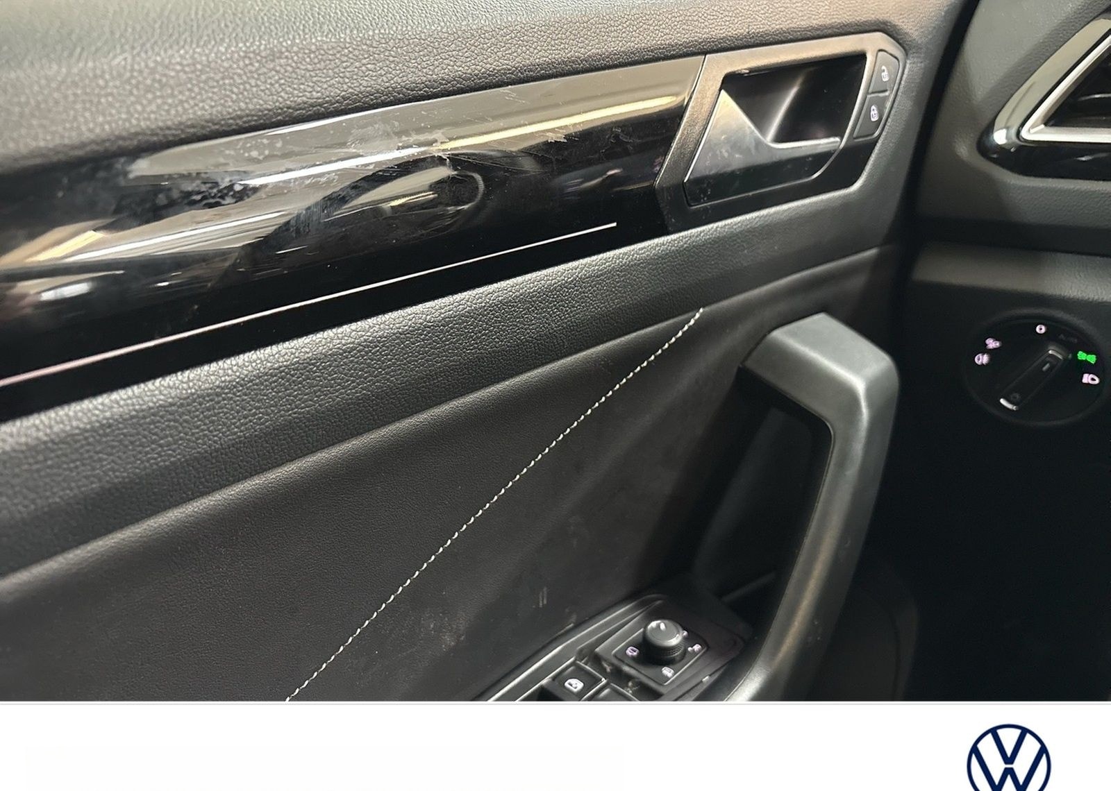 Volkswagen T-Roc 1.0 R-LINE CAM ACC NAVI LM17 LED+ CARPLAY foto 17