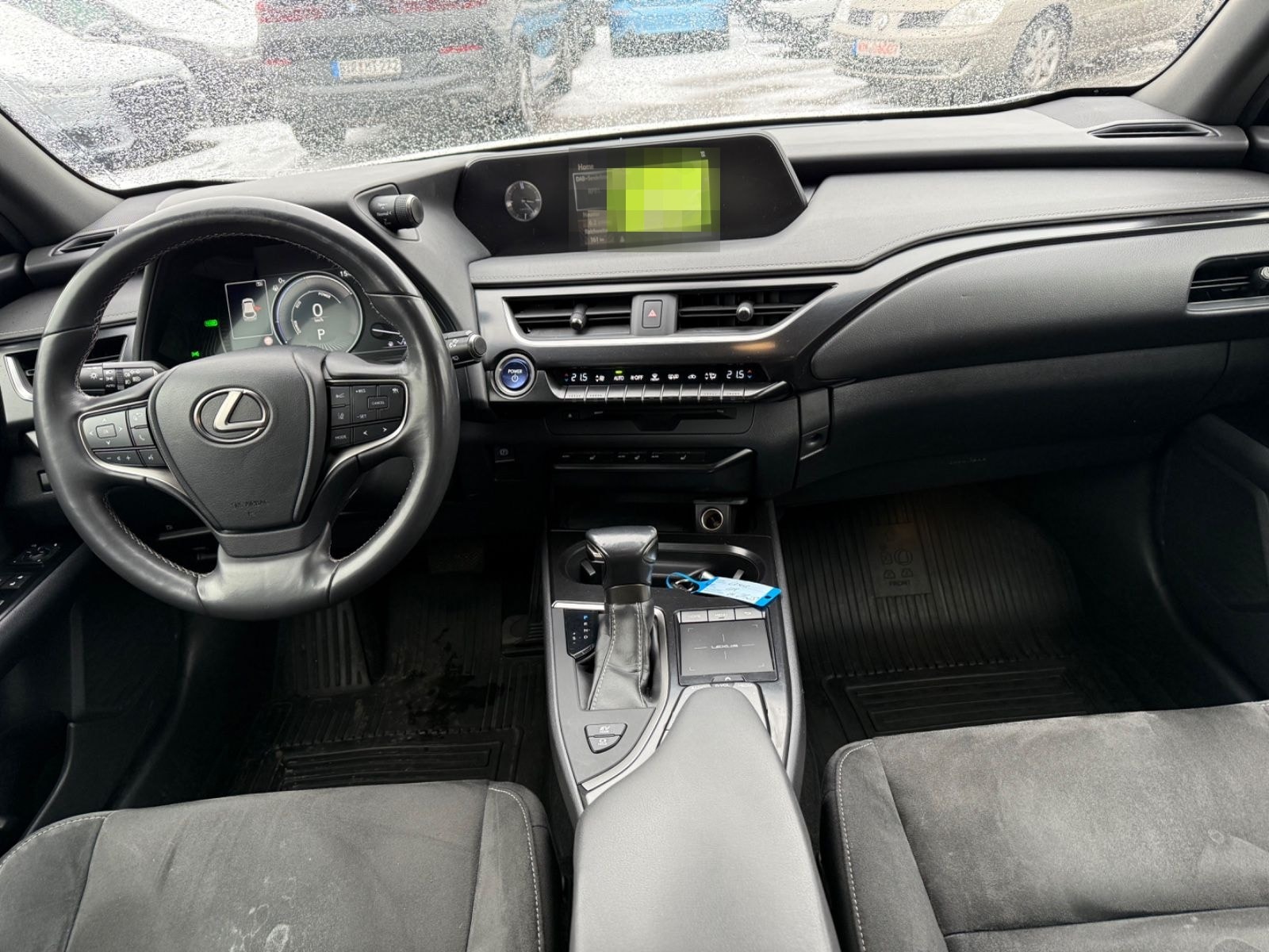Lexus UX 250 h Alcantara LED foto 13