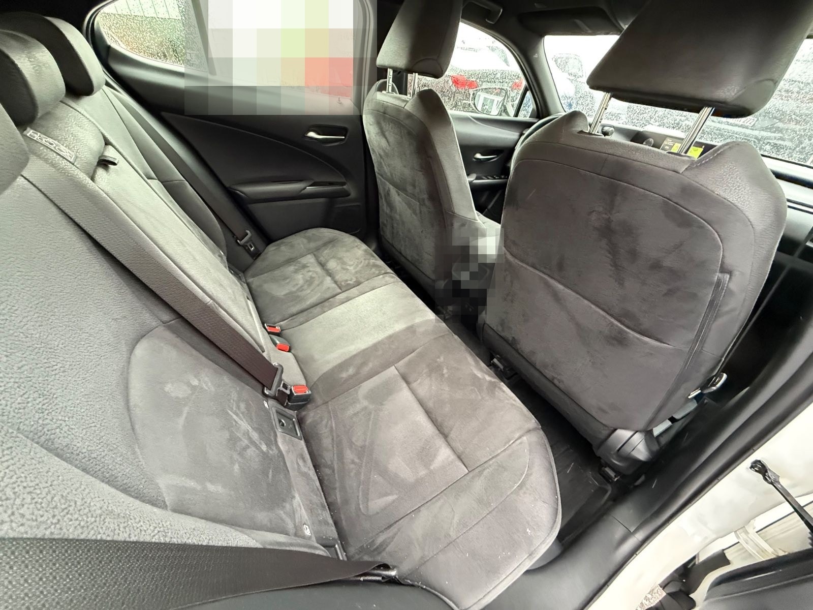 Lexus UX 250 h Alcantara LED foto 17