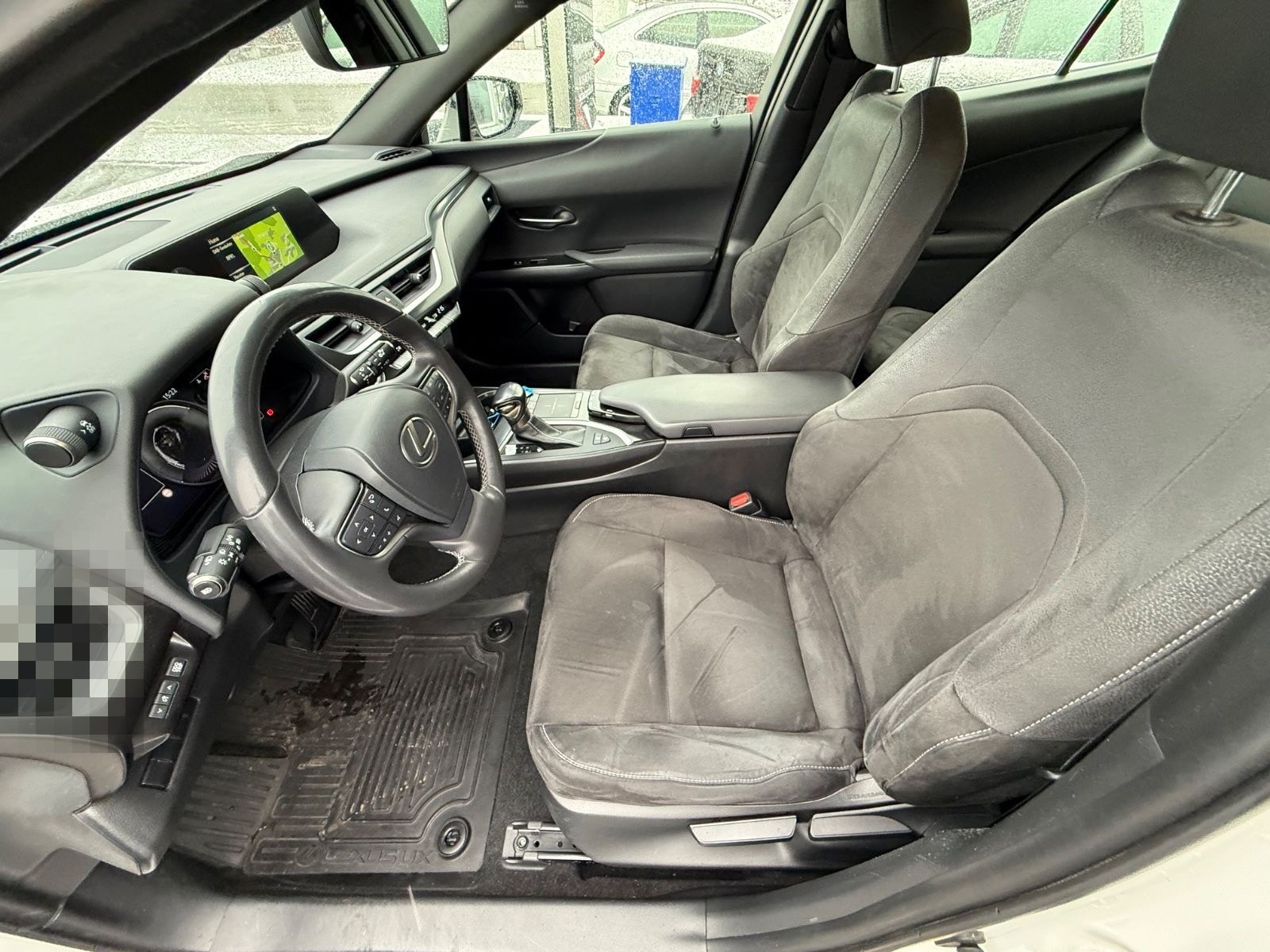 Lexus UX 250 h Alcantara LED foto 9