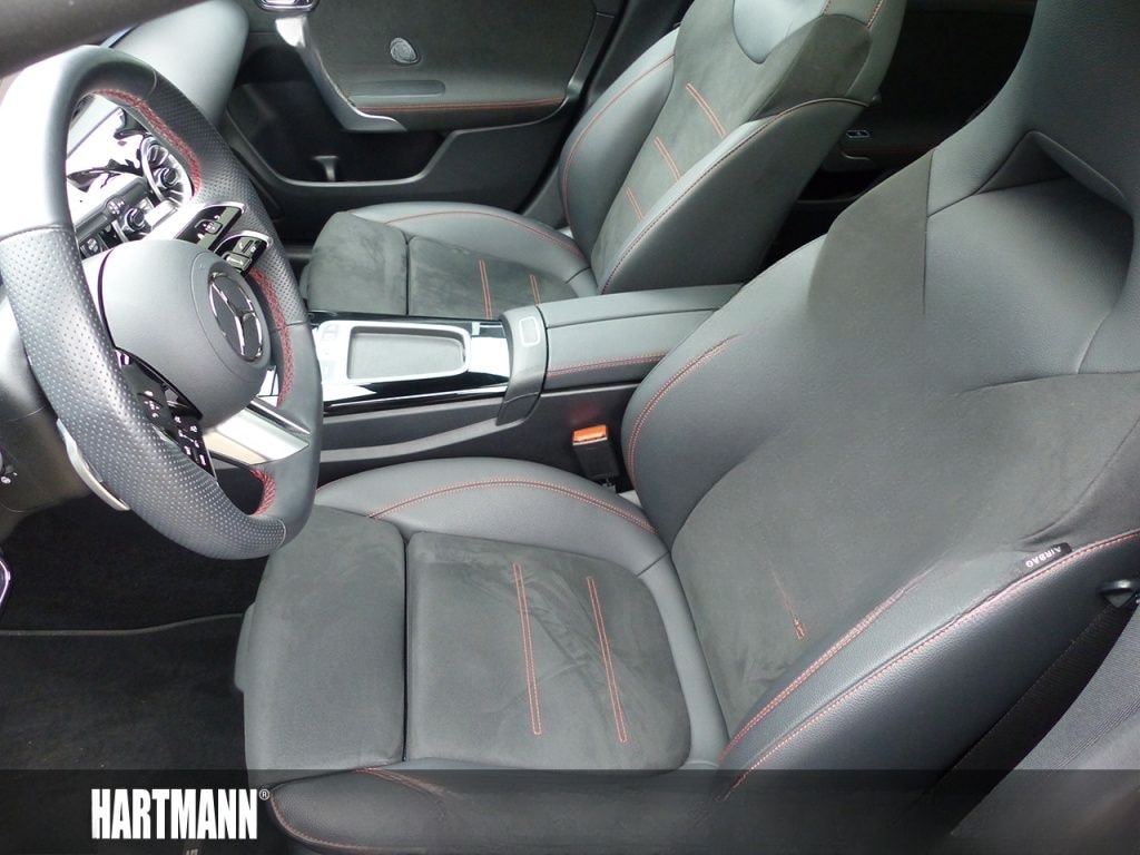 Mercedes-Benz CLA 200 Coupé AMG PLUS+NIGHT+PANO+TOTWI+MEMORY P foto 4