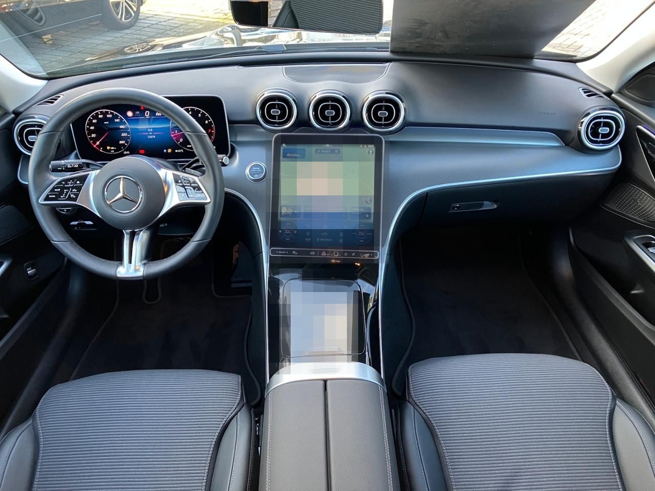 Mercedes-Benz C 200 T Avantgarde Digital Light Distronic foto 8