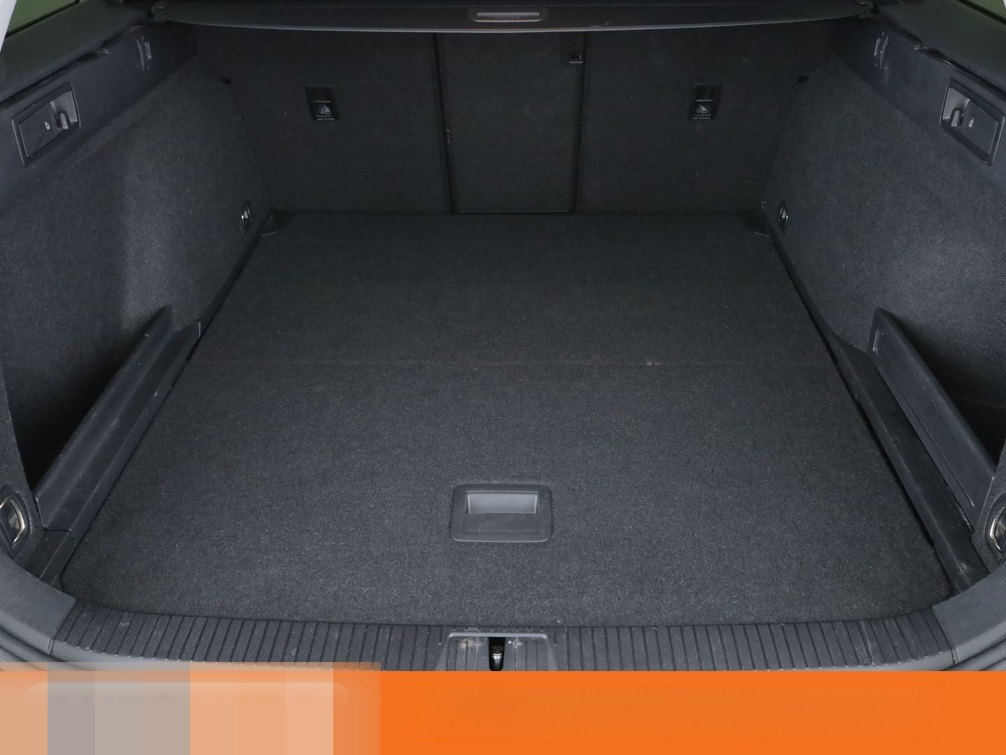 Volkswagen Passat 2.0 TDI Aut.*NAVI*PDC*ACC*SHZ* foto 18