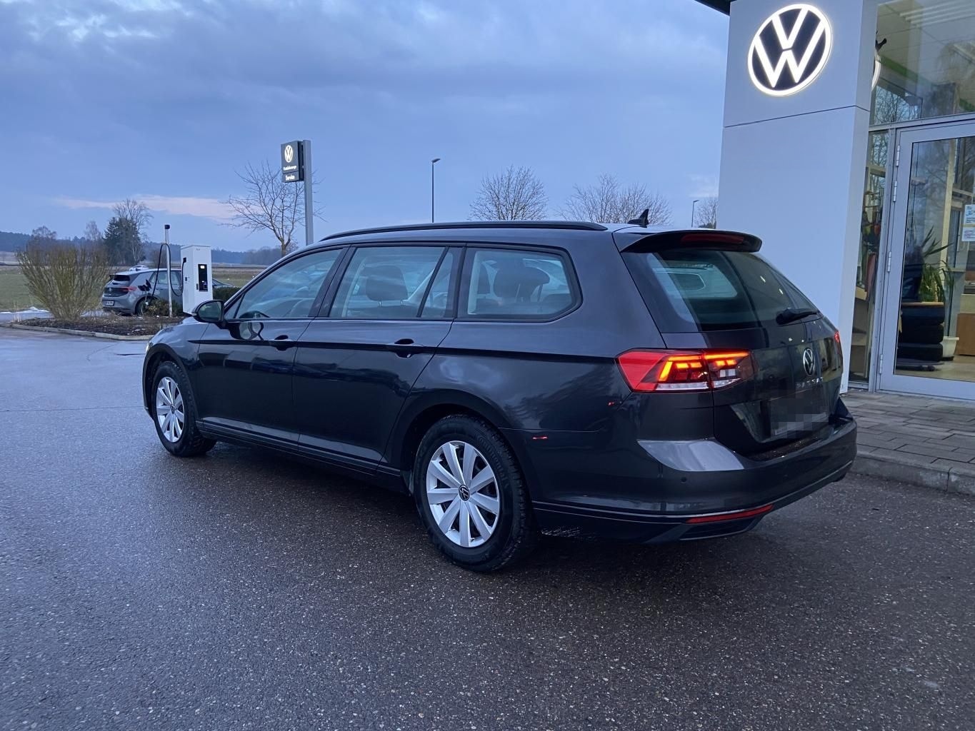 Volkswagen Passat Variant 1.5 TSI APP-CONNECT+KAMERA+LED+NA foto 3