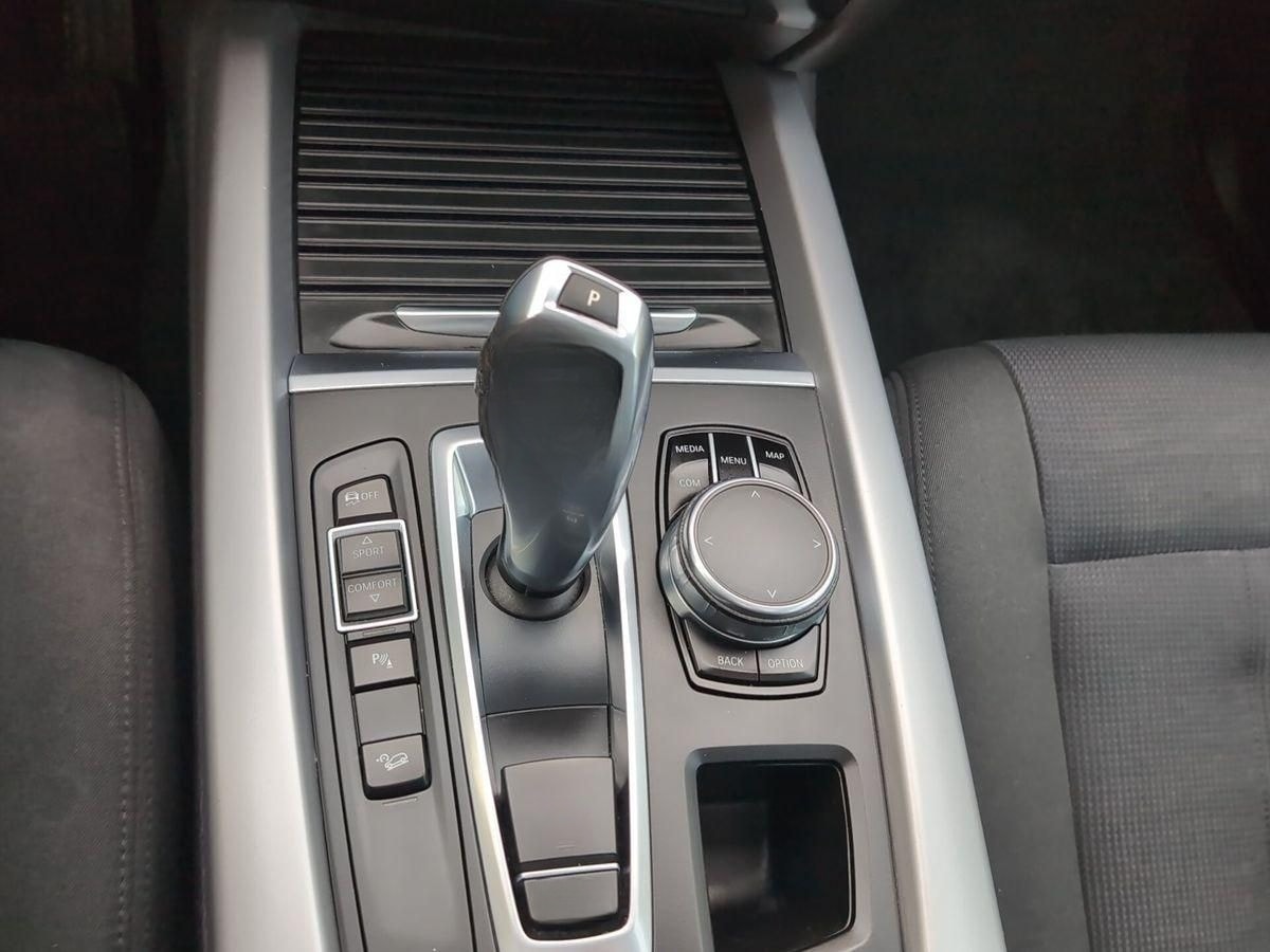 BMW X5 xDrive 25 d ~Pano~gepflegt foto 21