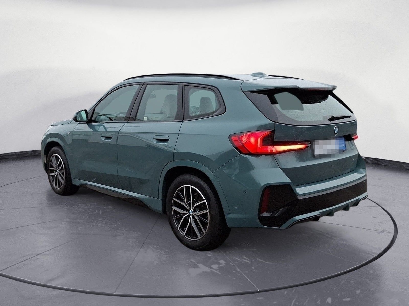 BMW X1 sDrive20i Steptronic M SPORT AHK Alarmanlage foto 3