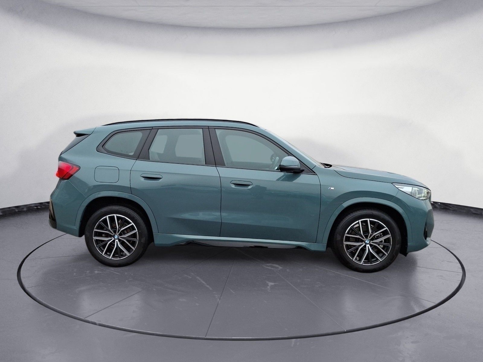 BMW X1 sDrive20i Steptronic M SPORT AHK Alarmanlage foto 5