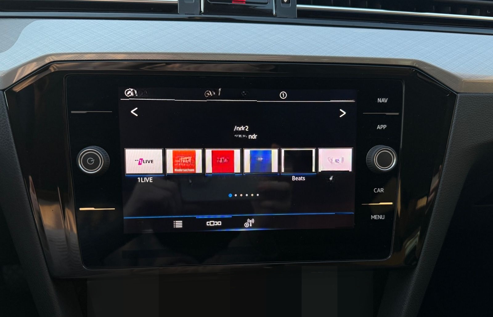 Volkswagen Passat Variant Business 2.0 TDI DSG LED NAVI AHK foto 15