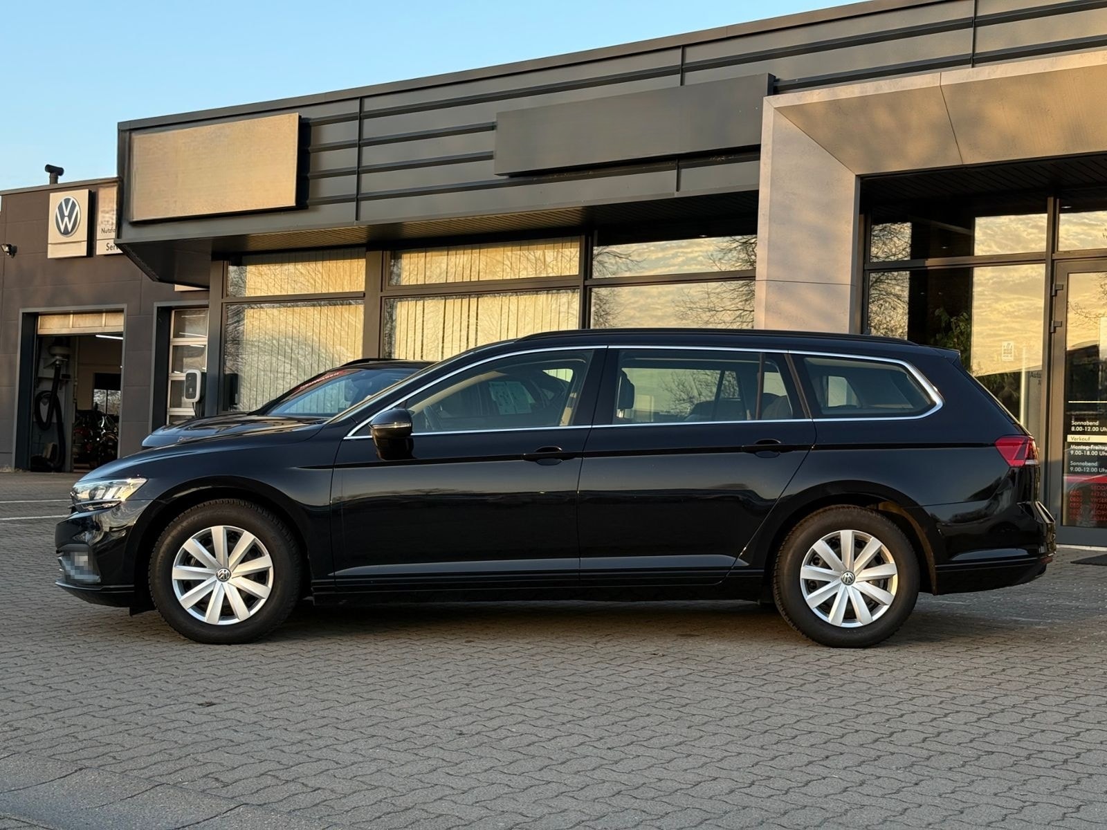 Volkswagen Passat Variant Business 2.0 TDI DSG LED NAVI AHK foto 6