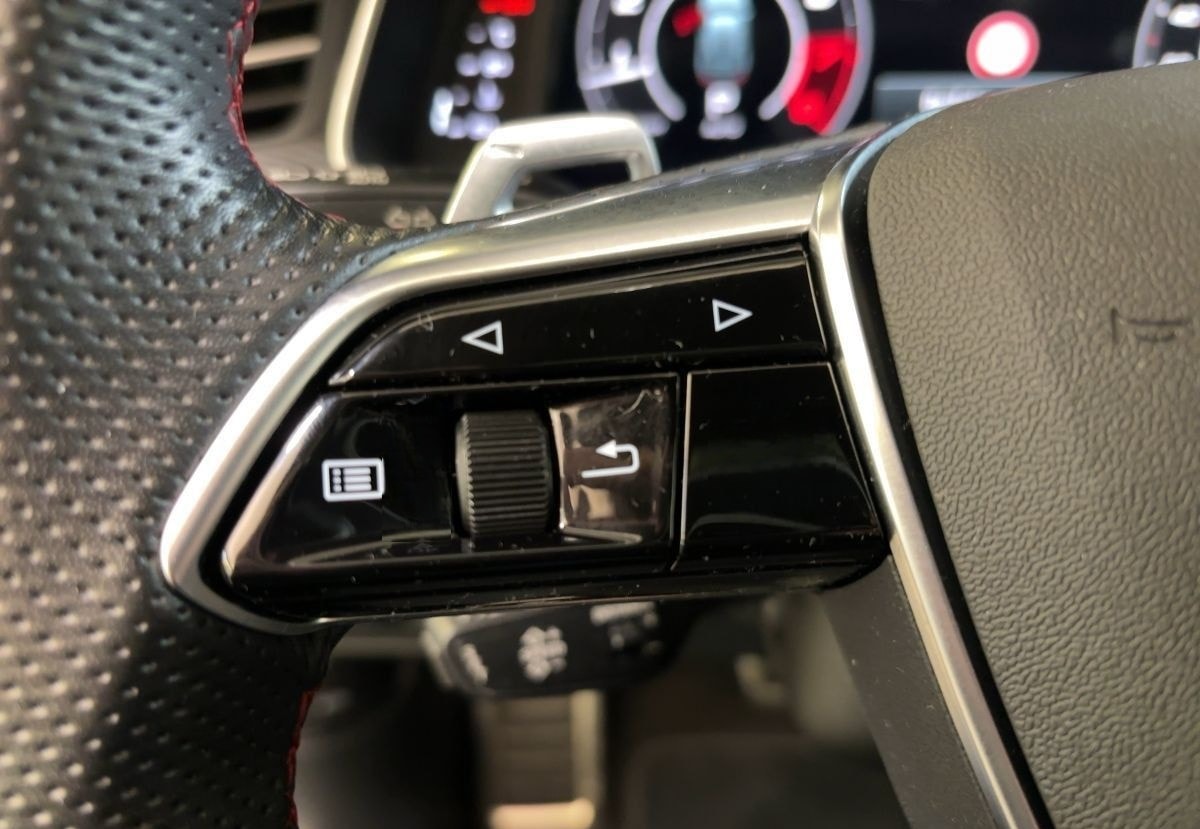 Audi RS 6 Avant 4.0 TFSI Q. AHZV Kamera HUD Pano foto 11