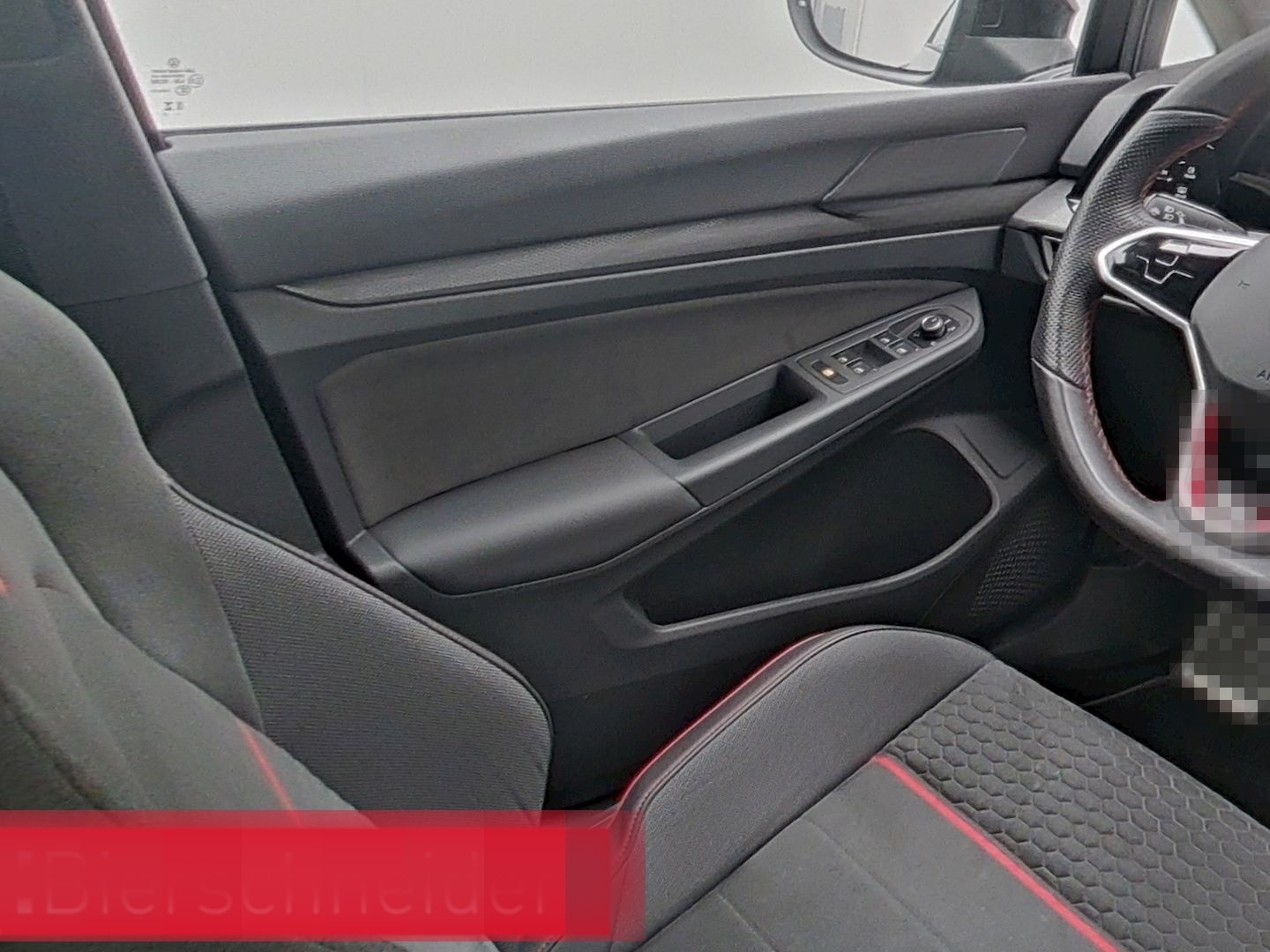 Volkswagen Golf GTI 8 2.0 TSI DSG Clubsport PANO IQ.LIGHT A foto 13