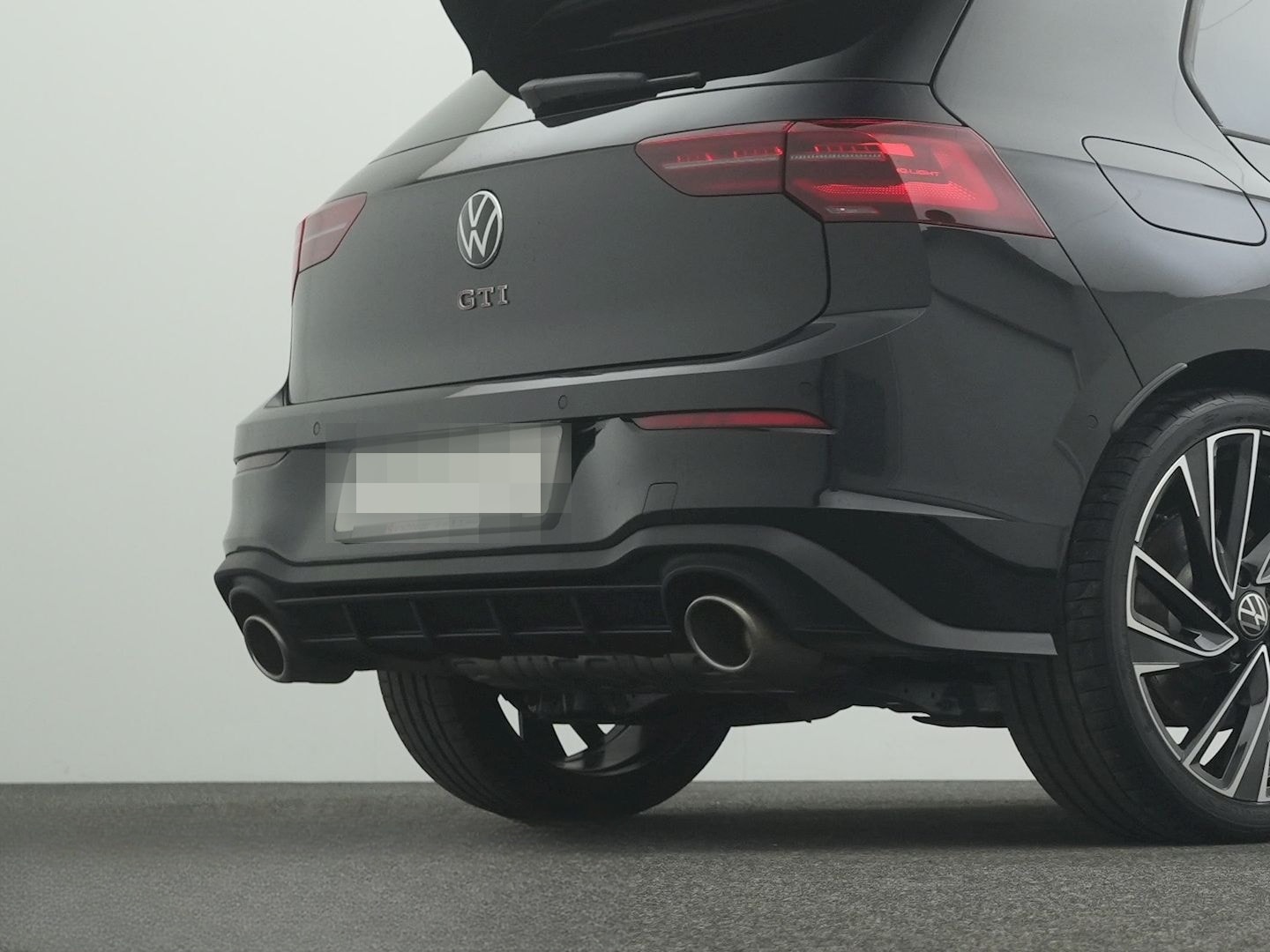 Volkswagen Golf GTI 8 2.0 TSI DSG Clubsport PANO IQ.LIGHT A foto 24