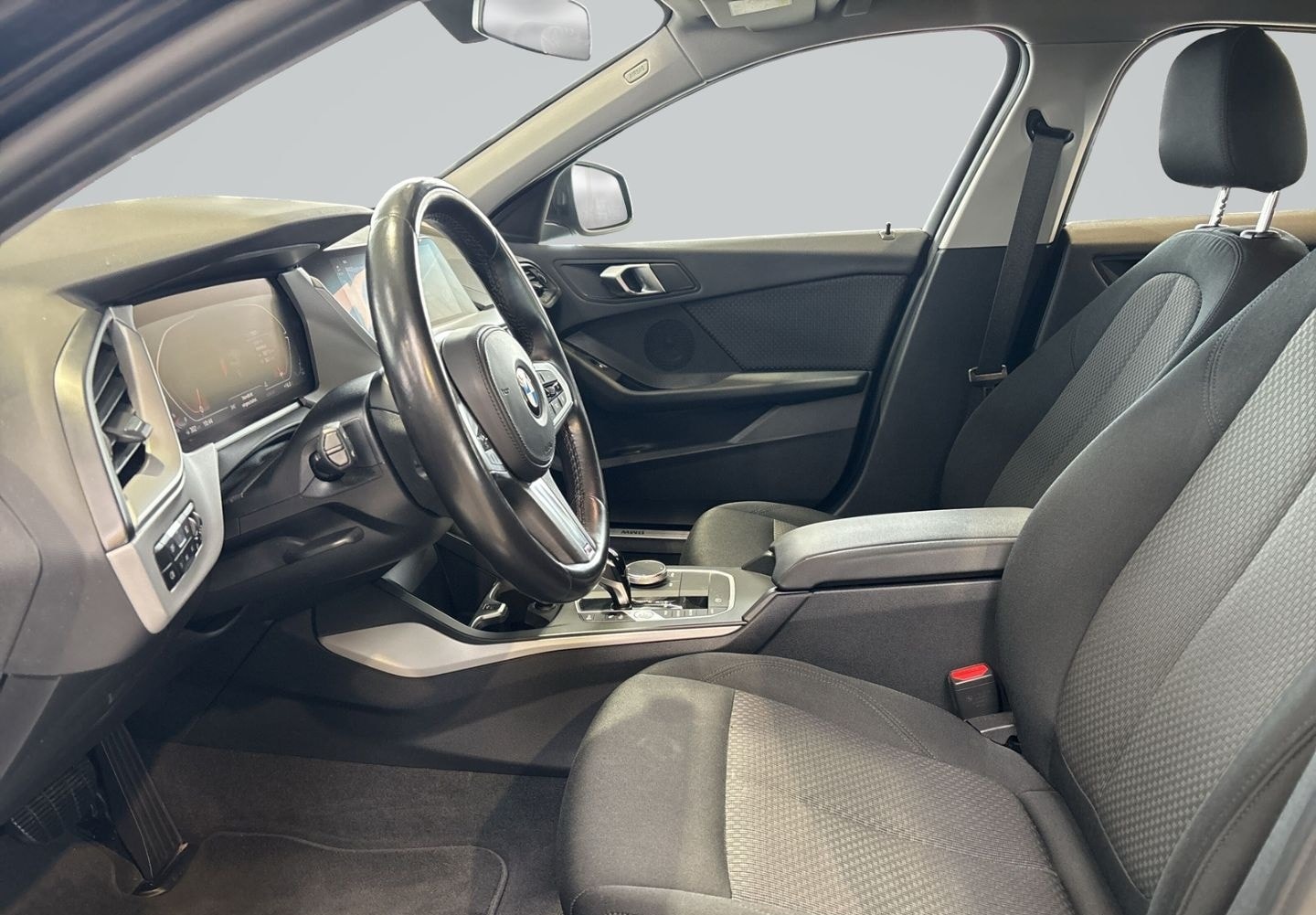 BMW 118 d Aut. M Lederlenkrad+AppleCarPlay+LED+DAB+ foto 13