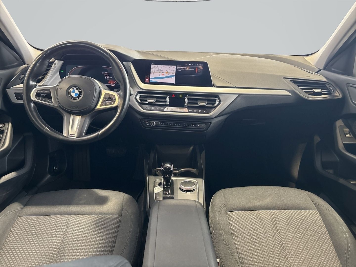 BMW 118 d Aut. M Lederlenkrad+AppleCarPlay+LED+DAB+ foto 15