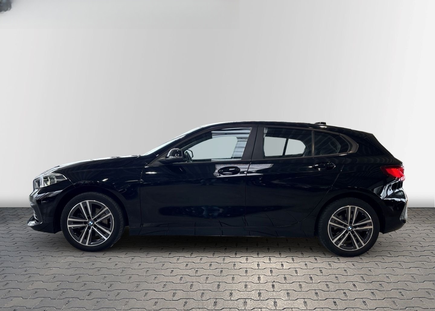 BMW 118 d Aut. M Lederlenkrad+AppleCarPlay+LED+DAB+ foto 7