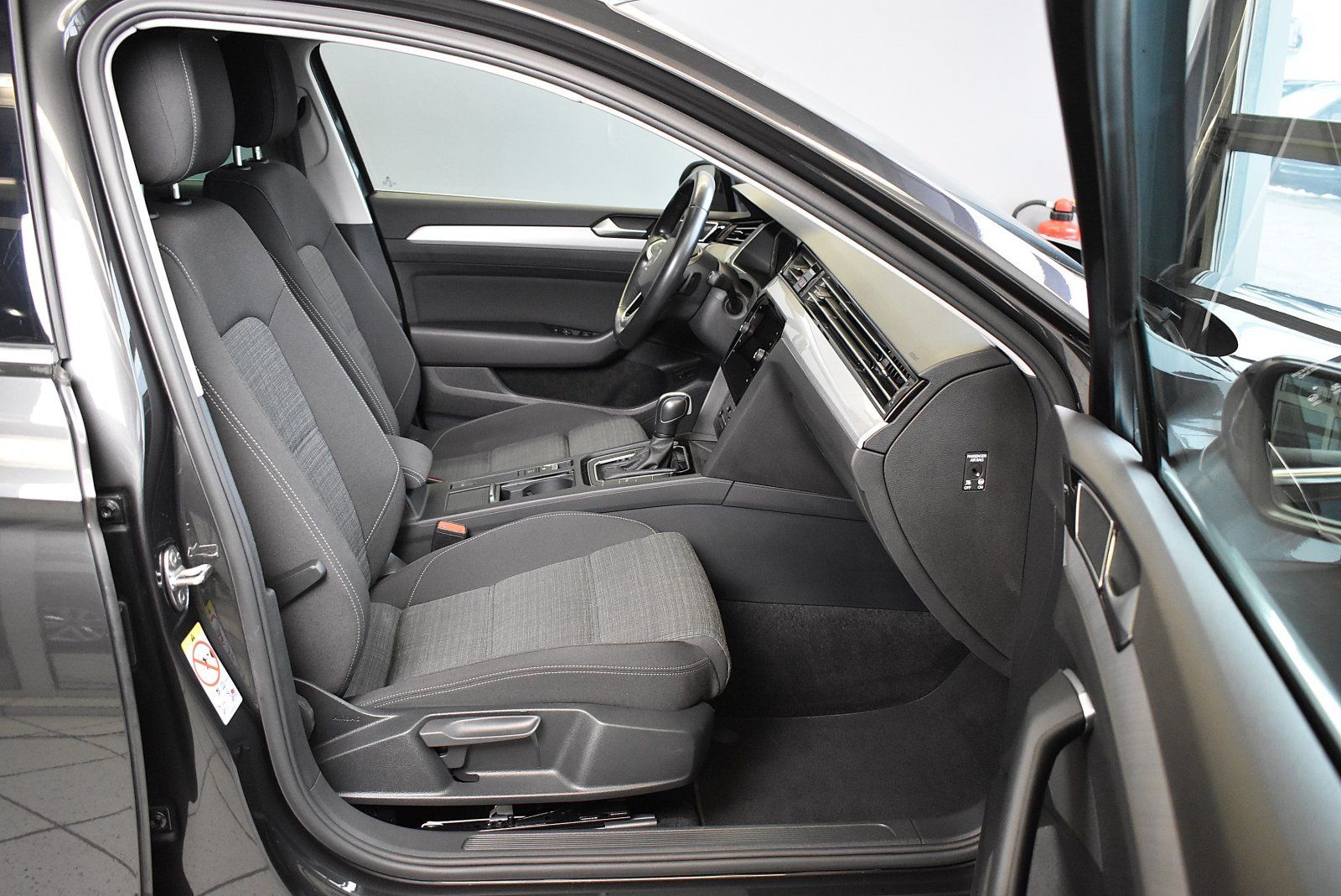 Volkswagen Passat Variant 2.0TDI DSG*Cockpit Digital*LED foto 16