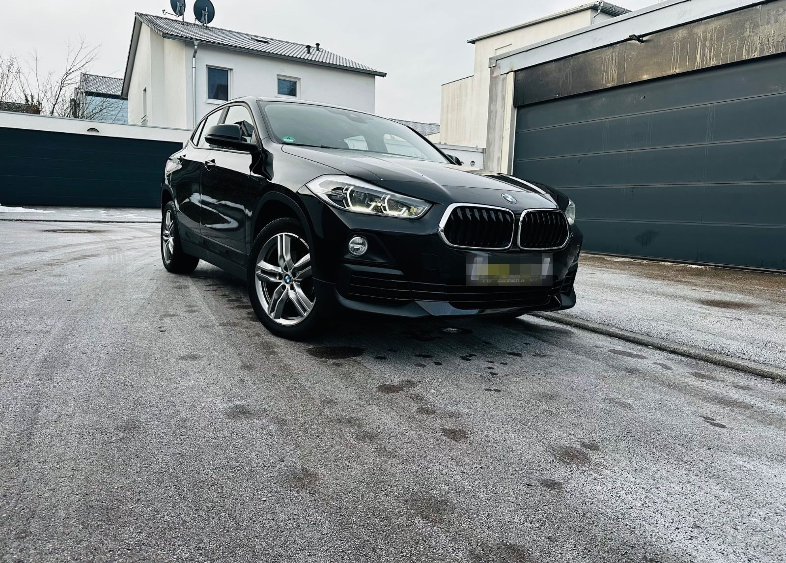 BMW X2 sDrive18i Sport foto 1