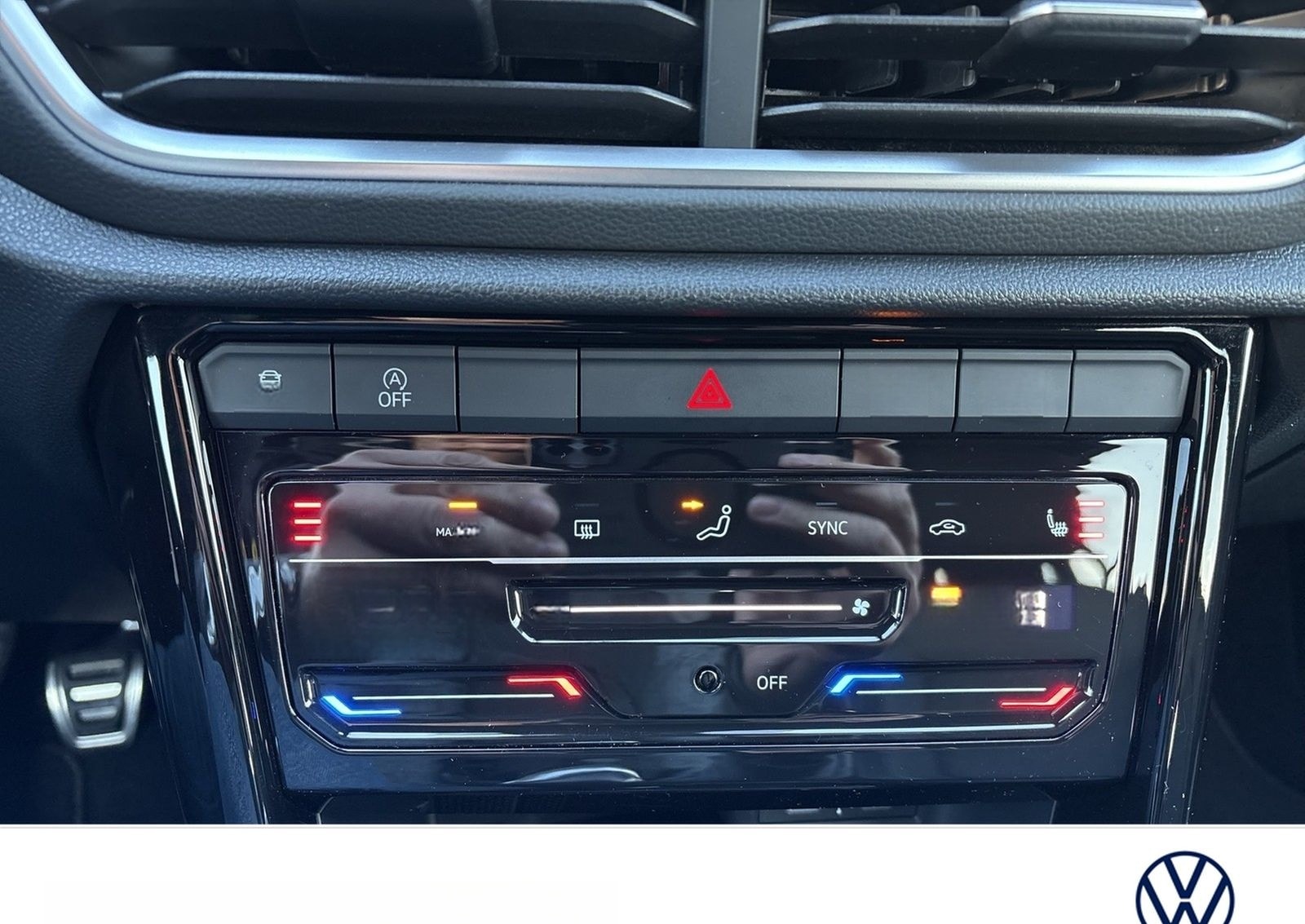 Volkswagen T-Roc 1.0 R-LINE CAM ACC NAVI LM17 LED+ CARPLAY foto 14